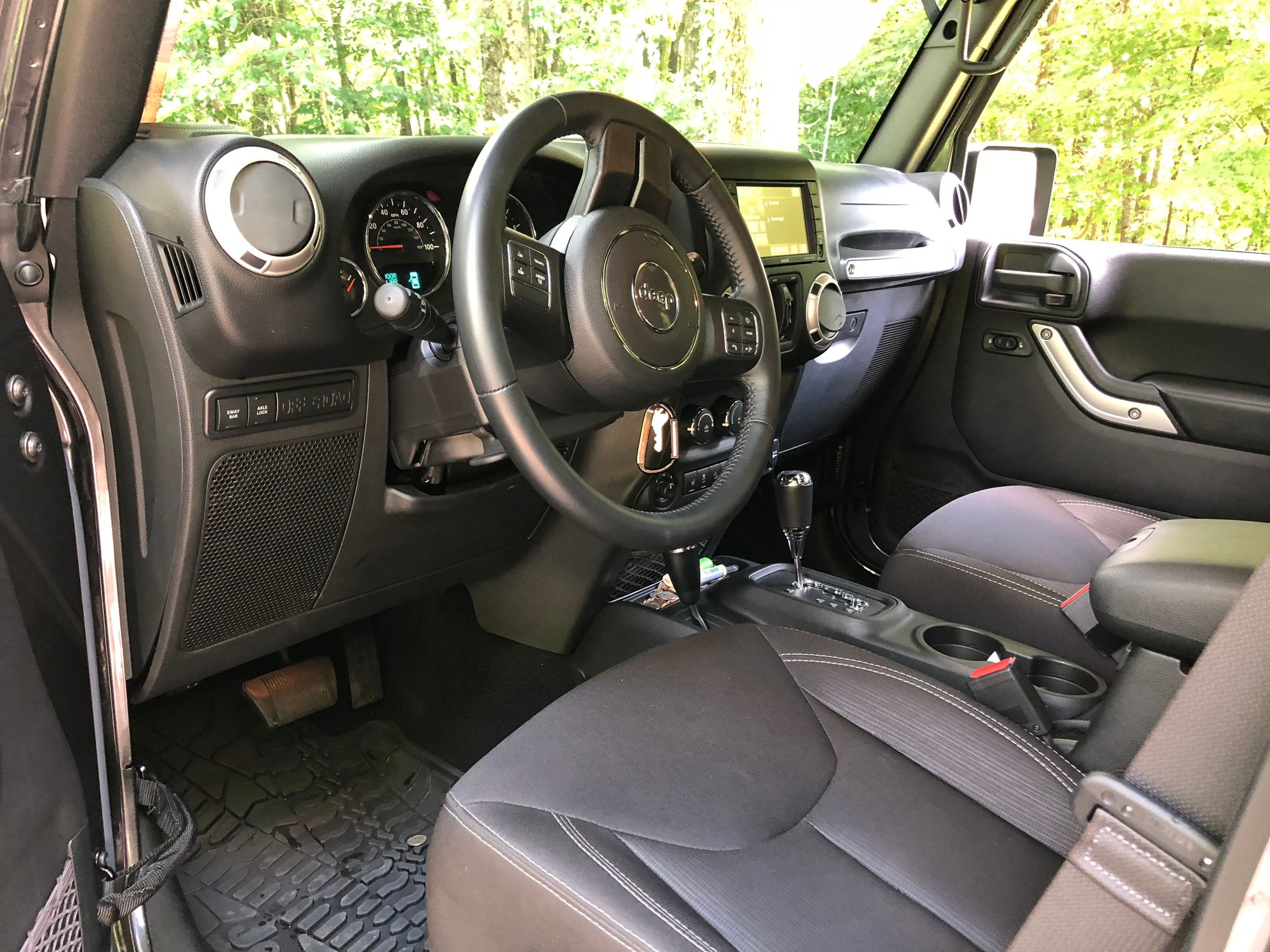 2017 Jeep Wrangler - 2017 Wrangler Rubicon - Used - VIN 1C4BJWFG0HL532288 - 3,000 Miles - 8 cyl - 4WD - Automatic - SUV - Gray - Calvin, WV 26660, United States