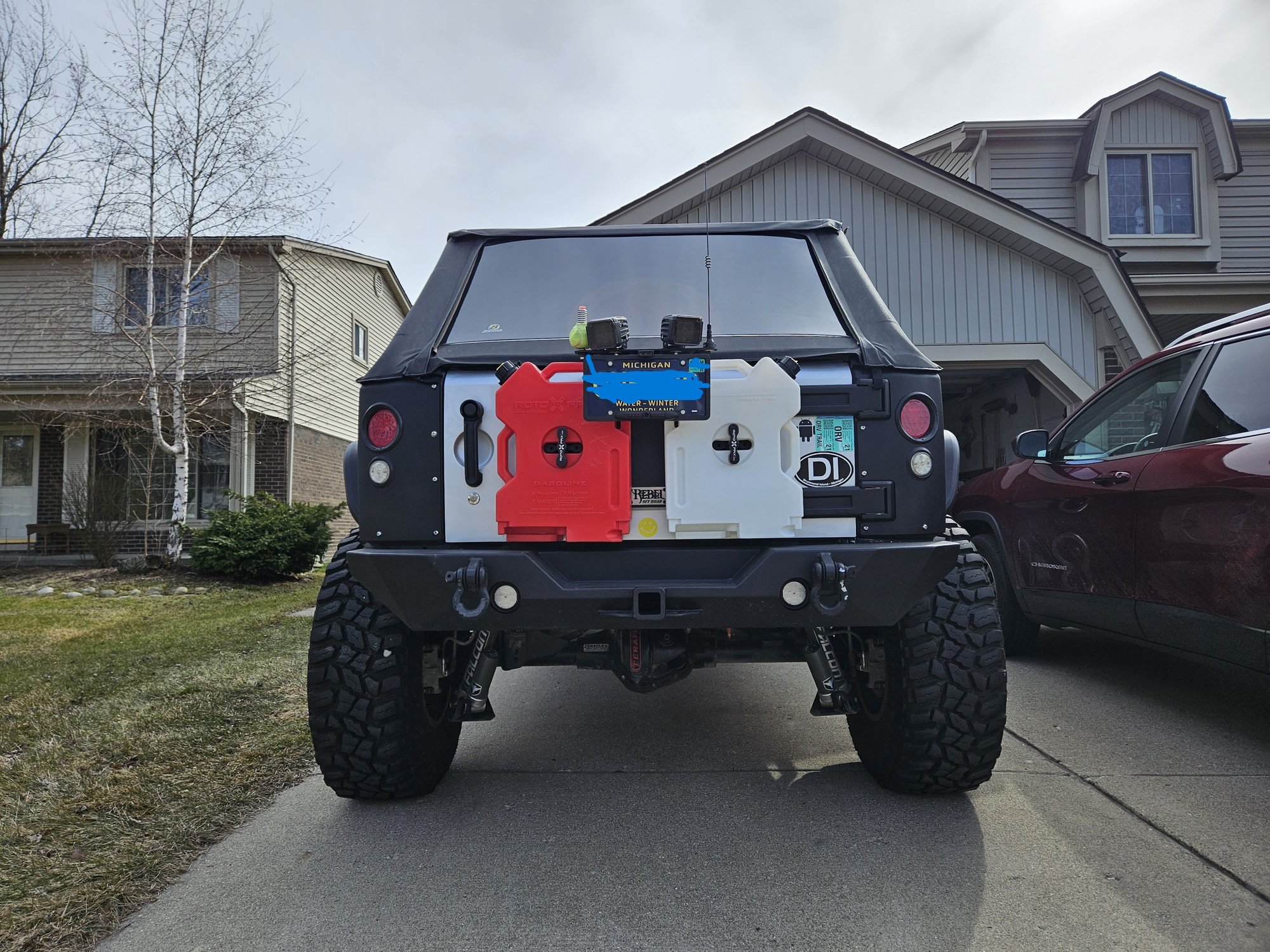 2012 Jeep Wrangler - 2012 Jeep Wrangler Unlimited Rubicon w/Manual trans - 57k miles - Used - VIN 1C4HJWFG1CL107102 - 57,000 Miles - 6 cyl - 4WD - Manual - SUV - Silver - Canton, MI 48187, United States