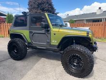 Here’s mine with twill uppers and black diamond top