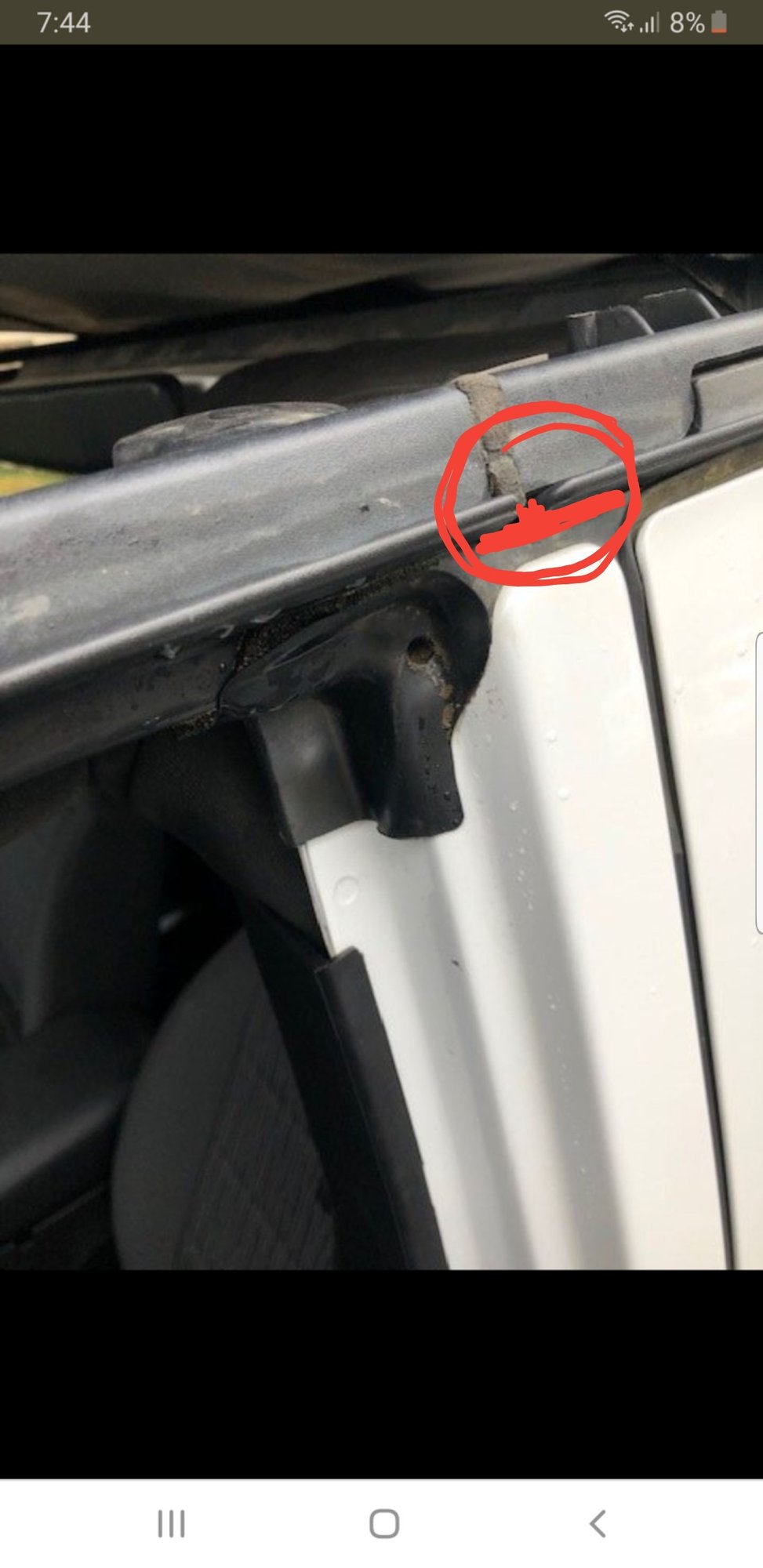 JKU soft top leak at B pillar, both sides The top