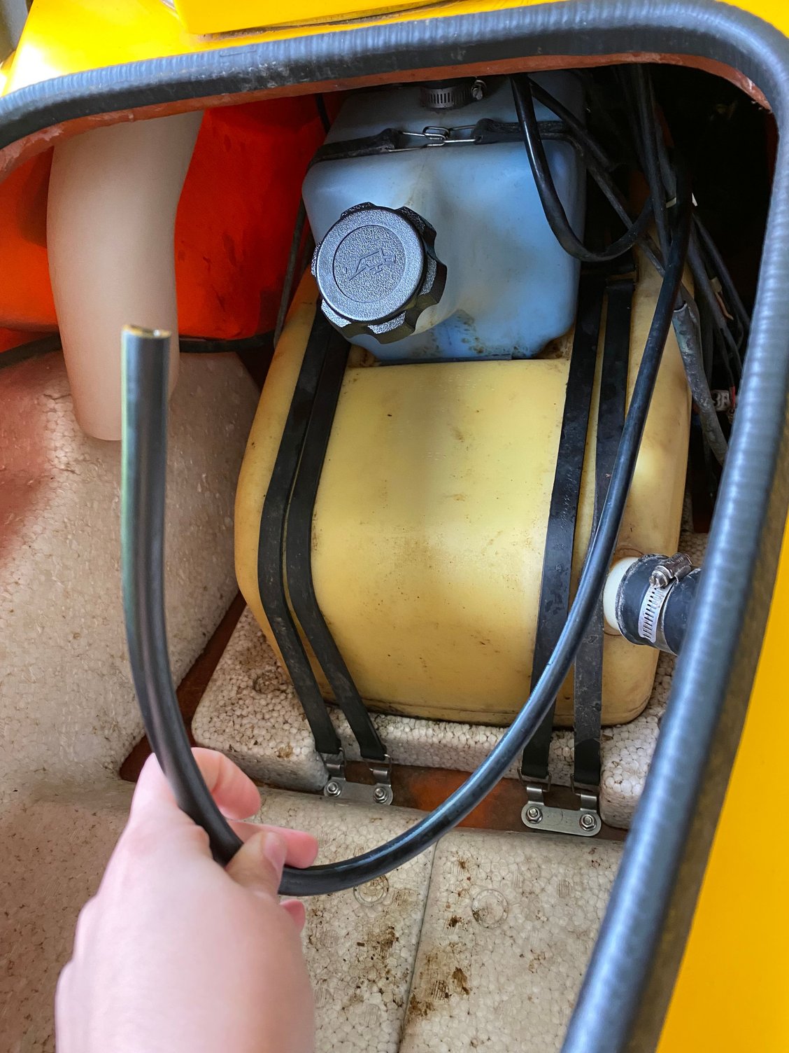 '99 900 STX fuel tap assembly help line goes where? Kawasaki Forums