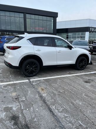 Here’s a pic of my 2023 Mazda CX 5 premium plus white/white