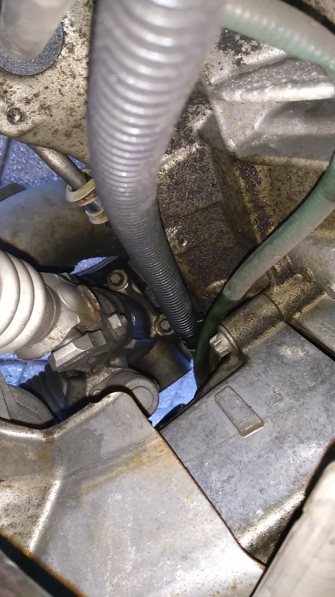 2011 C250 (w204) oil leak in turbo line Page 2 Forums