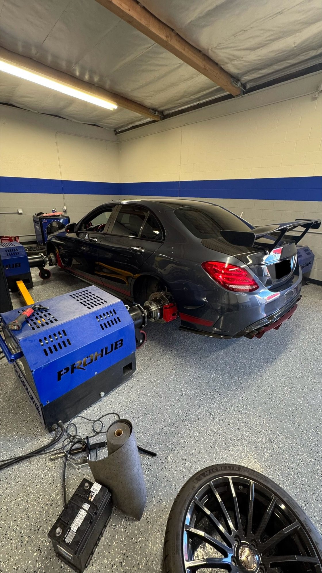 Trying to replicate what�s going on when it�s in the street without traditional roller dyno