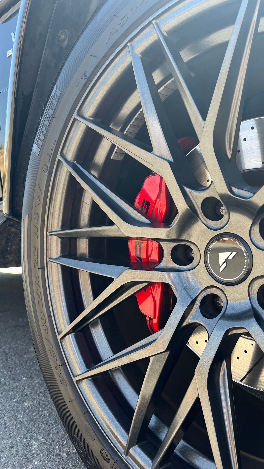 2014 Mercedes-Benz G63 AMG - 2014 Mercedes-Benz G-Wagen G63 AMG 77k miles Excellent Condition - Used - VIN WDCYC7DF6EX221340 - 8 cyl - 4WD - Automatic - SUV - Black - Santa Clarita, CA 91350, United States