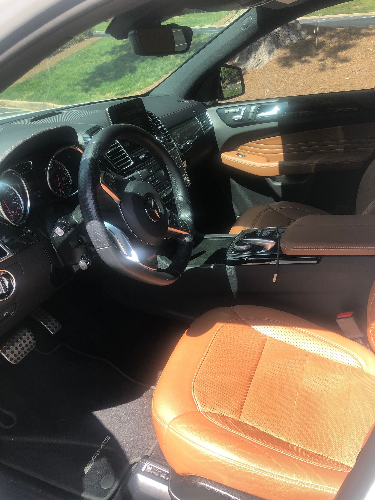 2018 Mercedes-Benz GLE43 AMG - 2018 GLE 43 AMG Coupe - Used - VIN 4JGED6EB3JA123435 - 38,000 Miles - 6 cyl - AWD - Automatic - White - Atlanta, GA 30328, United States