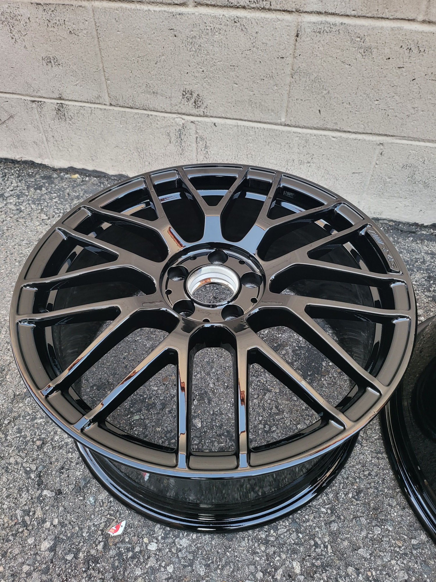 Wheels and Tires/Axles - AMG GTS Cross-spoke wheels - Gloss Black - Used - 2017 to 2021 Mercedes-Benz AMG GT - Los Angeles, CA 91406, United States
