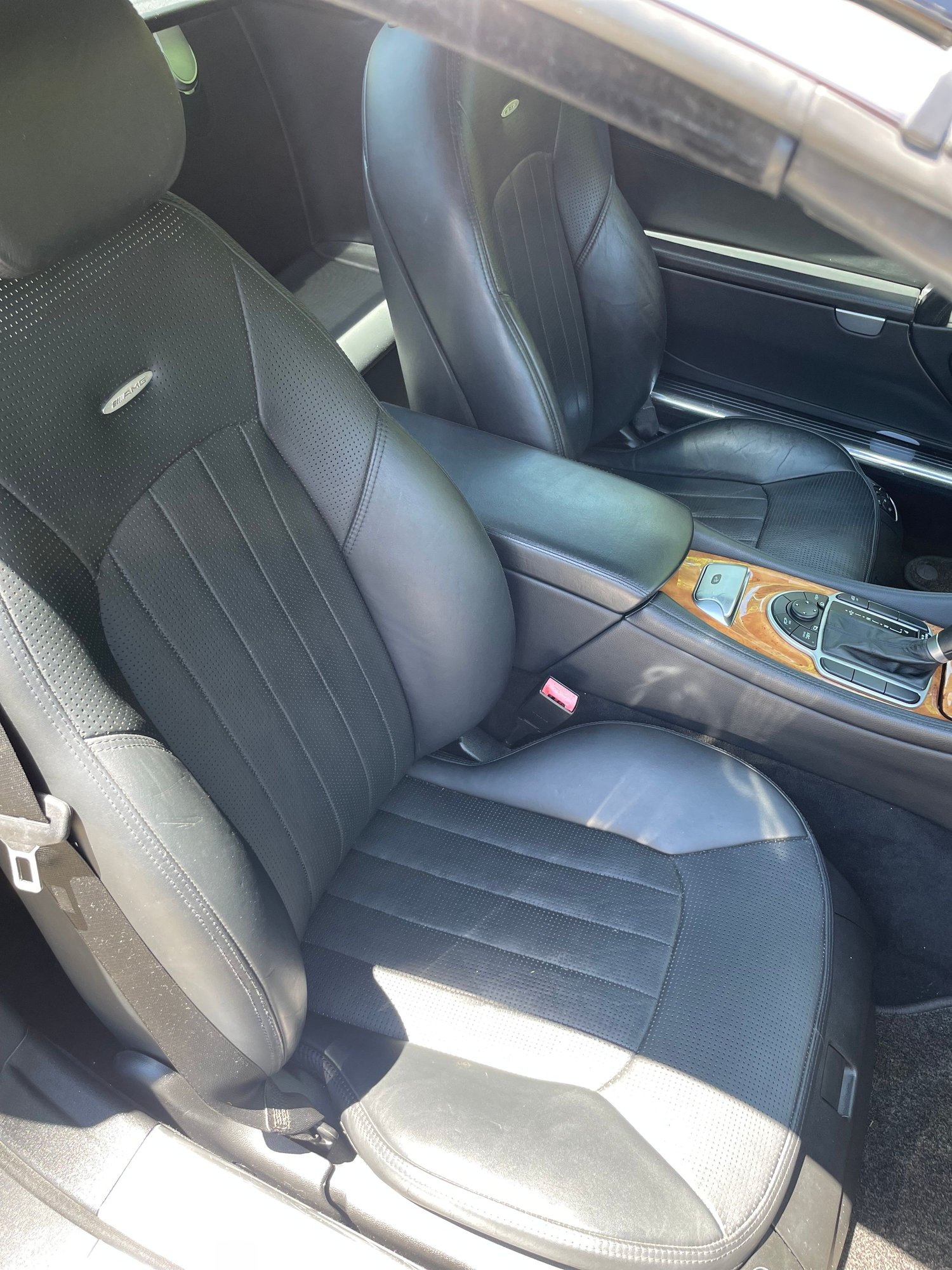 2007 Mercedes-Benz SL55 AMG - 2007 MERCEDES AMG SL55 $25K - Used - VIN WDBSK72F77F125175 - 93,727 Miles - 8 cyl - 2WD - Automatic - Convertible - Black - Columbus, OH 43219, United States