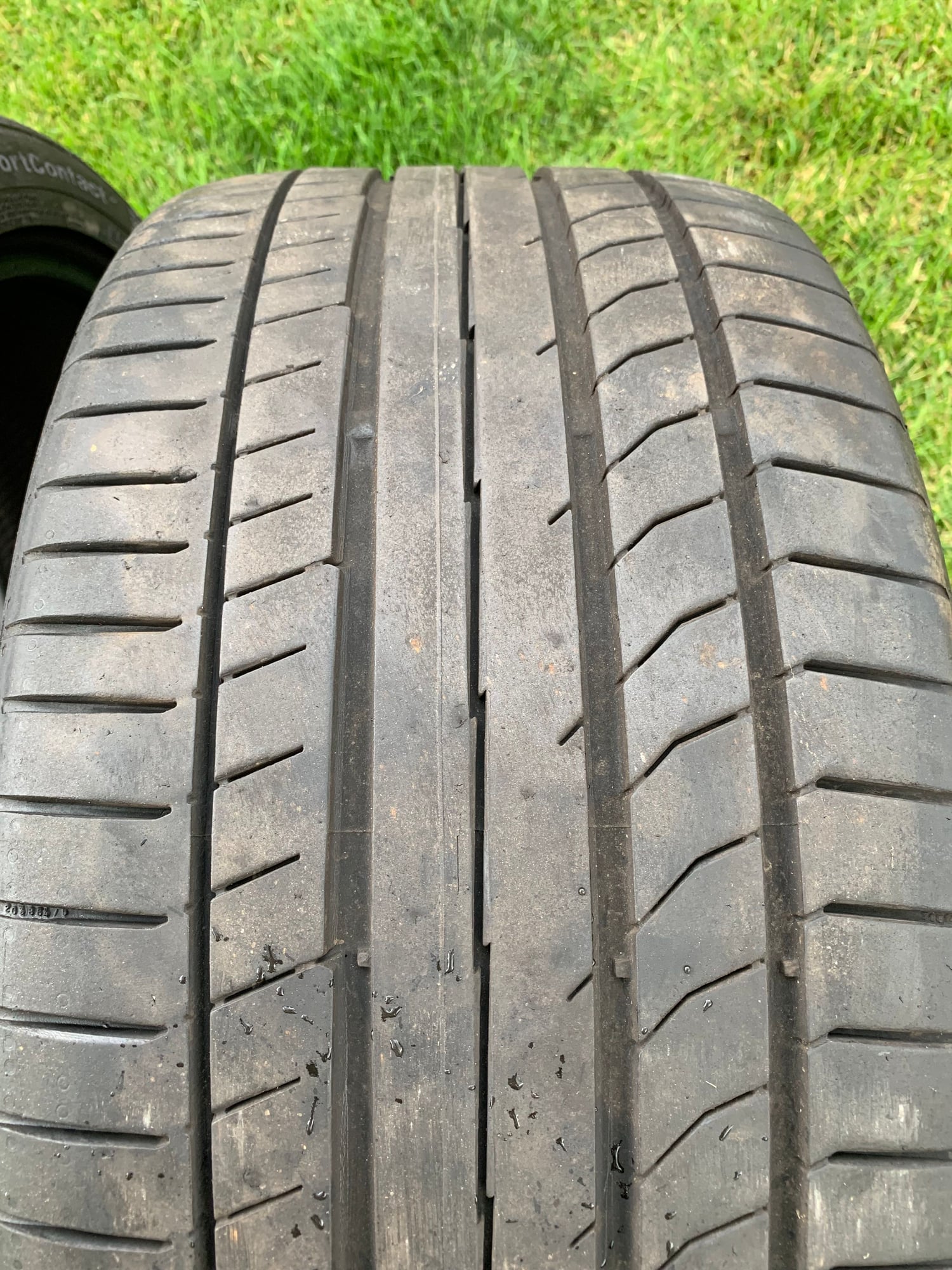 Wheels and Tires/Axles - FS (2) Continental Contisport Contact Tires 7/32 Remaining - Used - All Years Mercedes-Benz All Models - Geneva, IL 60134, United States