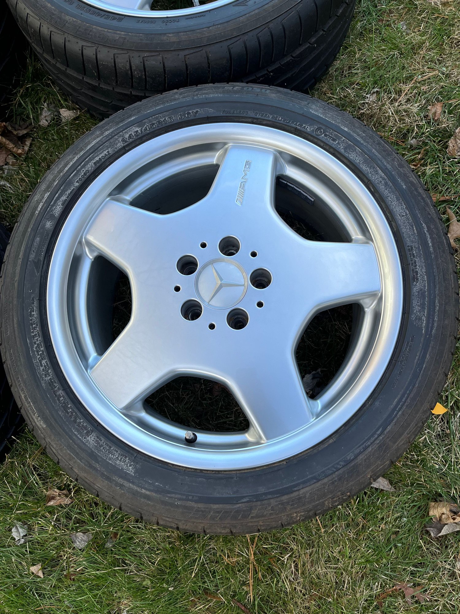 Wheels and Tires/Axles - 18” AMG monoblock wheels - Used - 0  All Models - West Hartford, CT 06107, United States