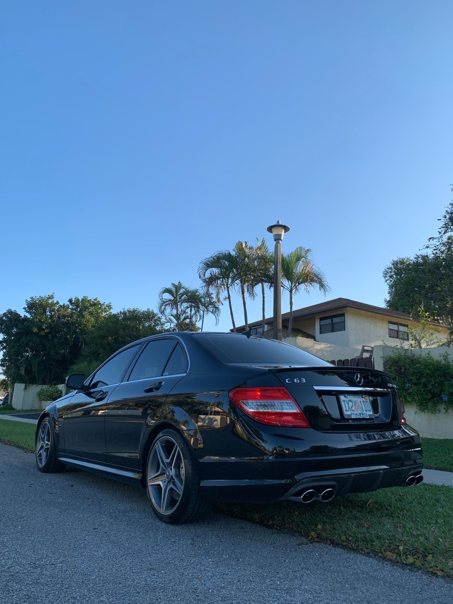 2008 Mercedes-Benz C63 AMG - FL: C63 AMG - Used - VIN WDDGF77X18F160251 - 119,600 Miles - 8 cyl - 2WD - Automatic - Sedan - West Palm, FL 33480, United States