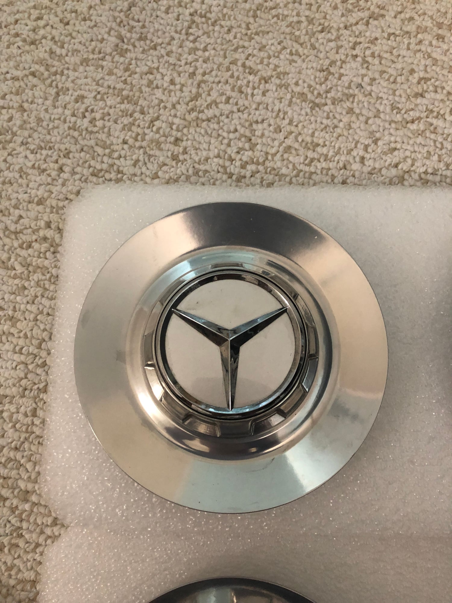 Wheels and Tires/Axles - For Sale: 4 OEM/Stock Chrome Hub Caps - Used - All Years Mercedes-Benz C63 AMG S - Chicago, IL 60056, United States