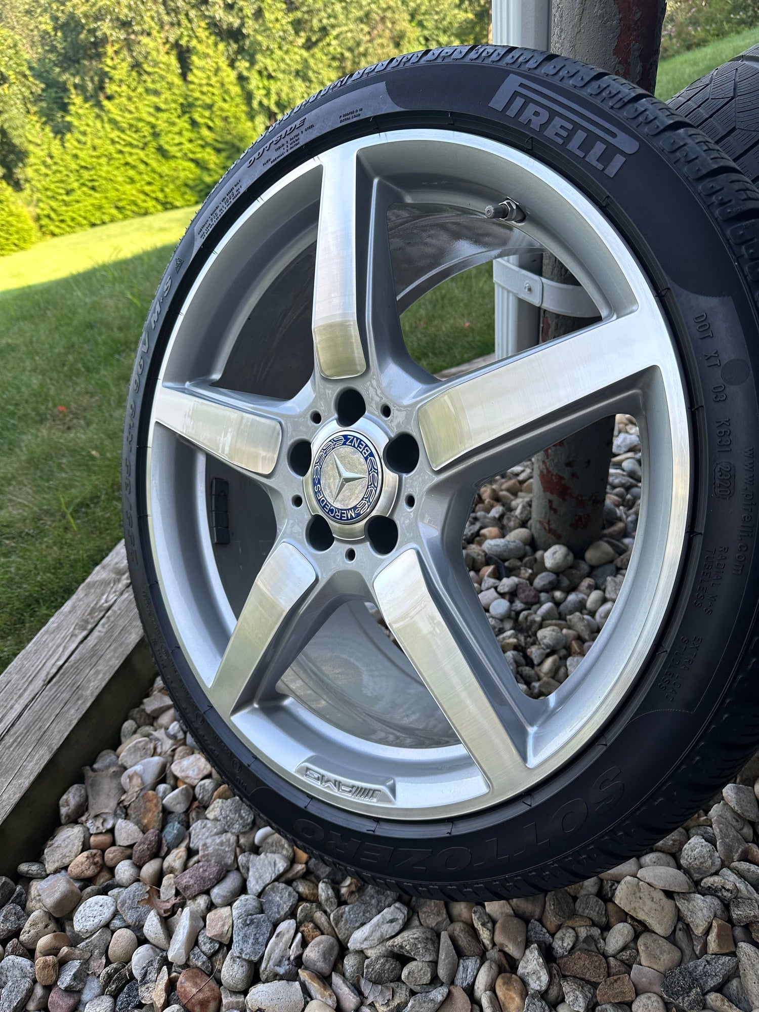 Wheels and Tires/Axles - Mercedes CLS 550 Wheels 19x9.5 Square set - Used - -1 to 2024  All Models - -1 to 2024  All Models - Berlin, CT 06037, United States