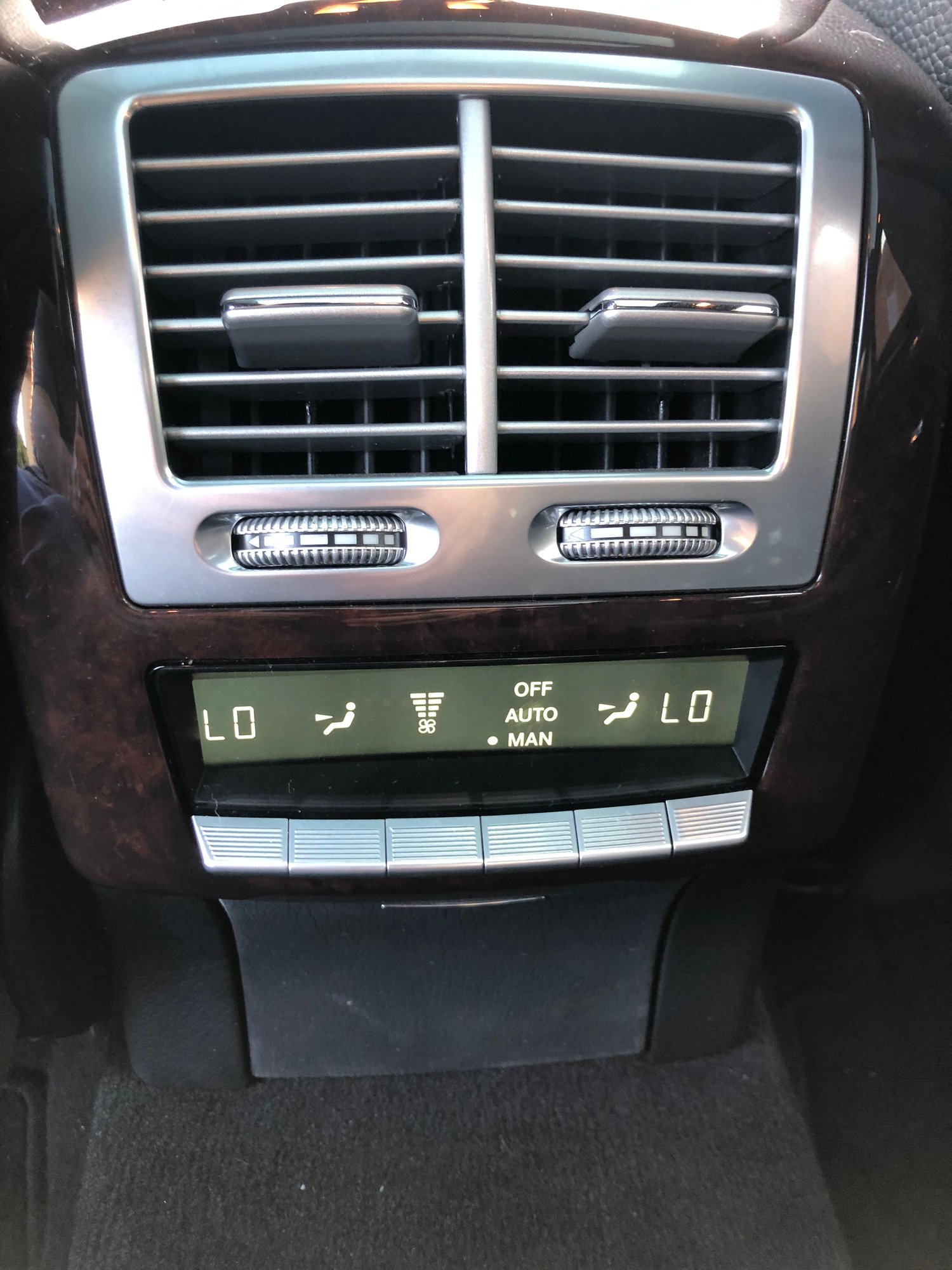 2010 Mercedes-Benz S63 AMG - 2010 Mercedes Benz S63 - Used - VIN WDDNG7HB1AA304052 - 39,228 Miles - 8 cyl - 2WD - Automatic - Black - Kennesaw, GA 30152, United States