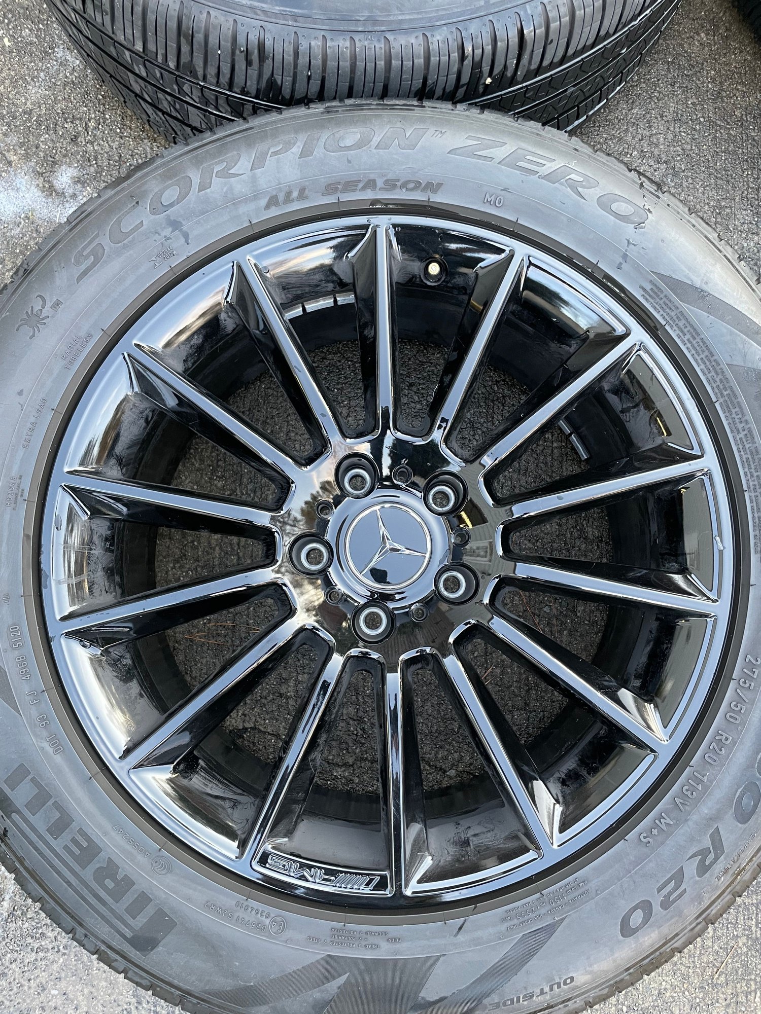 Wheels and Tires/Axles - 2020 G550 20” AMG Wheels & Tires - Used - 2004 to 2022 Mercedes-Benz G-Class - Buford, GA 30519, United States