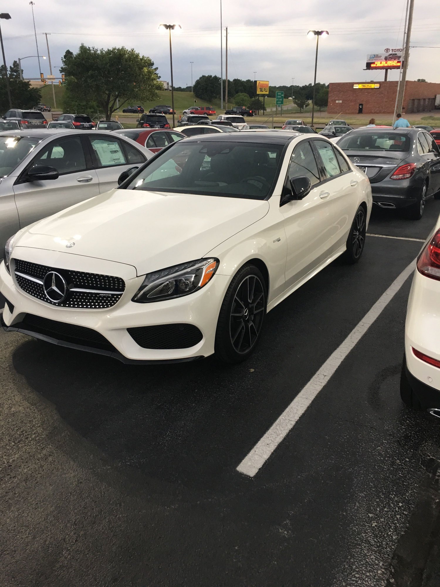 2017 Mercedes-Benz C43 AMG - Perfect 2017 C43 for sale, fully loaded car with only 7000 miles, Designo seats - Used - VIN 55swf6eb6hu224732 - 7,000 Miles - 6 cyl - AWD - Automatic - Sedan - White - Tulsa, OK 74105, United States