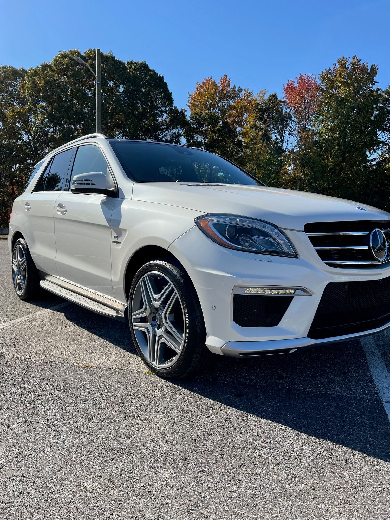 2015 Mercedes-Benz ML63 AMG - 2015 Mercedes ML63 P30 AMG Performance package. 30K Miles - Used - VIN 4JGDA7EB8FA561594 - 30,200 Miles - 8 cyl - AWD - Automatic - SUV - White - Annapolis, MD 21401, United States