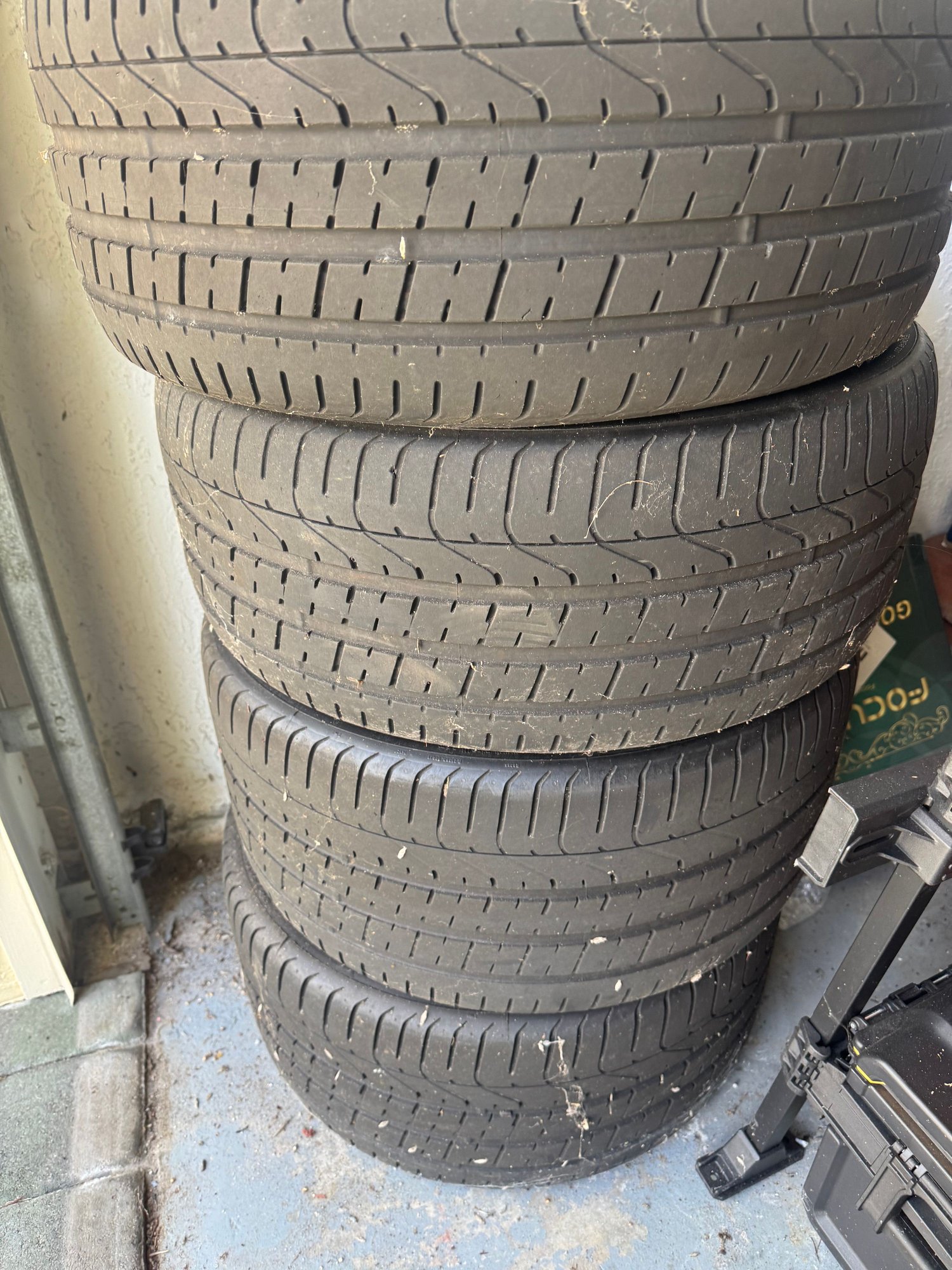 Wheels and Tires/Axles - 19" Mercedes CLS550 SL550 factory OEM SL63 CLS63 CLS400 wheels & tires w218 - Used - -1 to 2026  All Models - Weston, FL 33326, United States