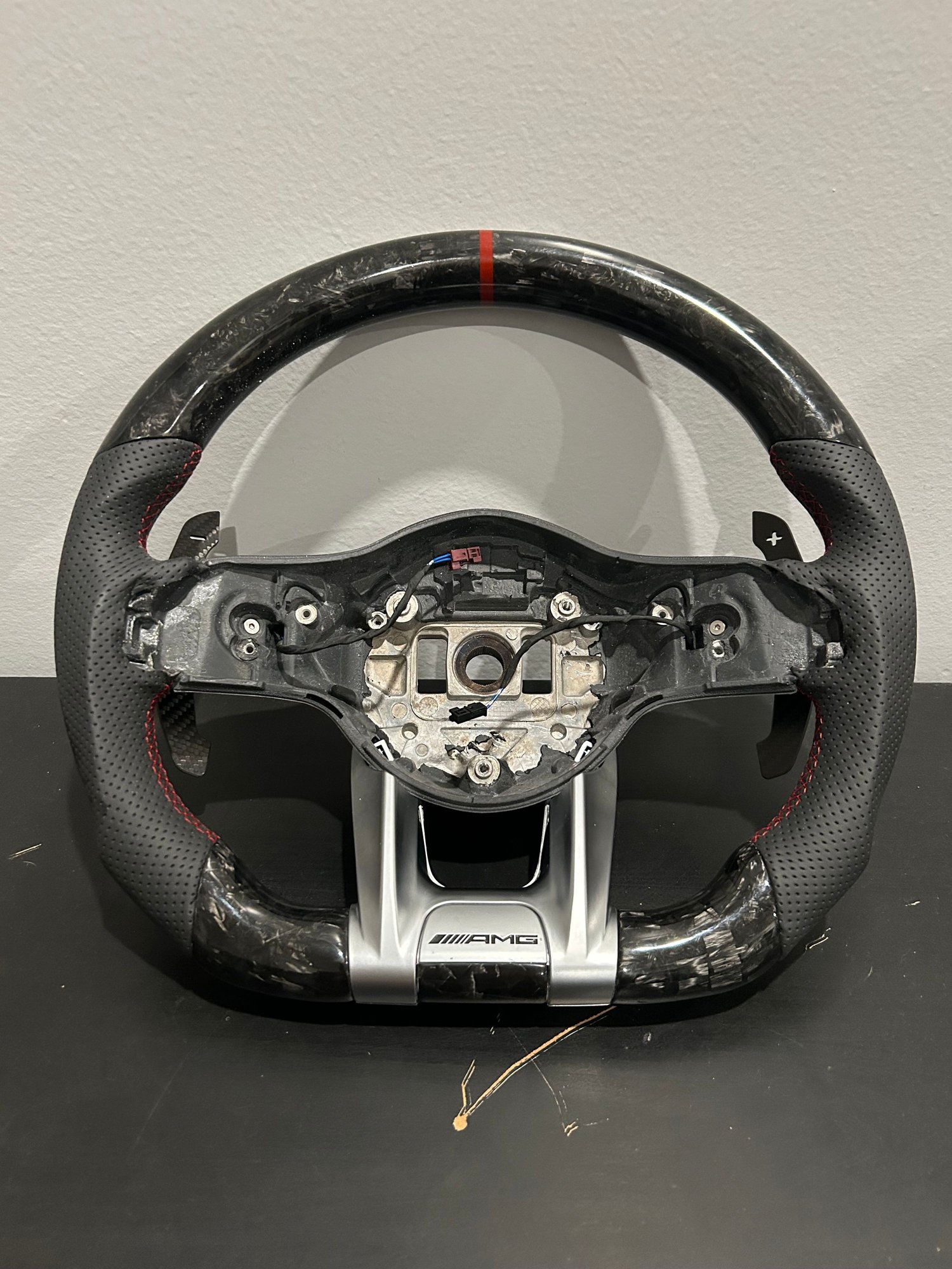 Interior/Upholstery - Forged carbon 2020 steering wheel - Used - 2020 to 2022 Mercedes-Benz All Models - Mechanic Falls, ME 04256, United States