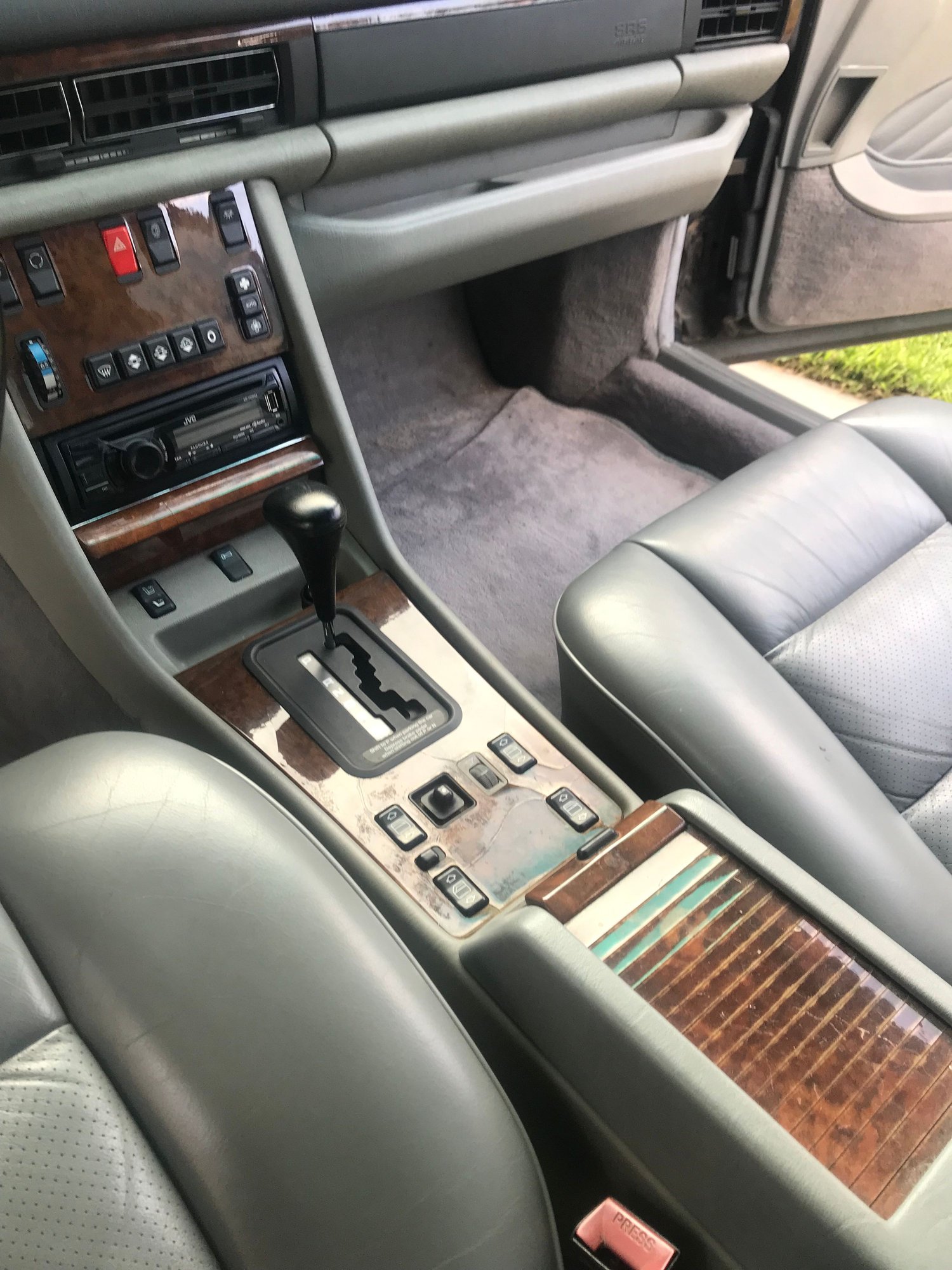 1991 Mercedes-Benz 560SEC - 1991 MB 560SEC - Used - VIN WDBCA45E2MA579884 - 66,000 Miles - 8 cyl - 2WD - Automatic - Coupe - Gray - Stephenville, TX 76401, United States