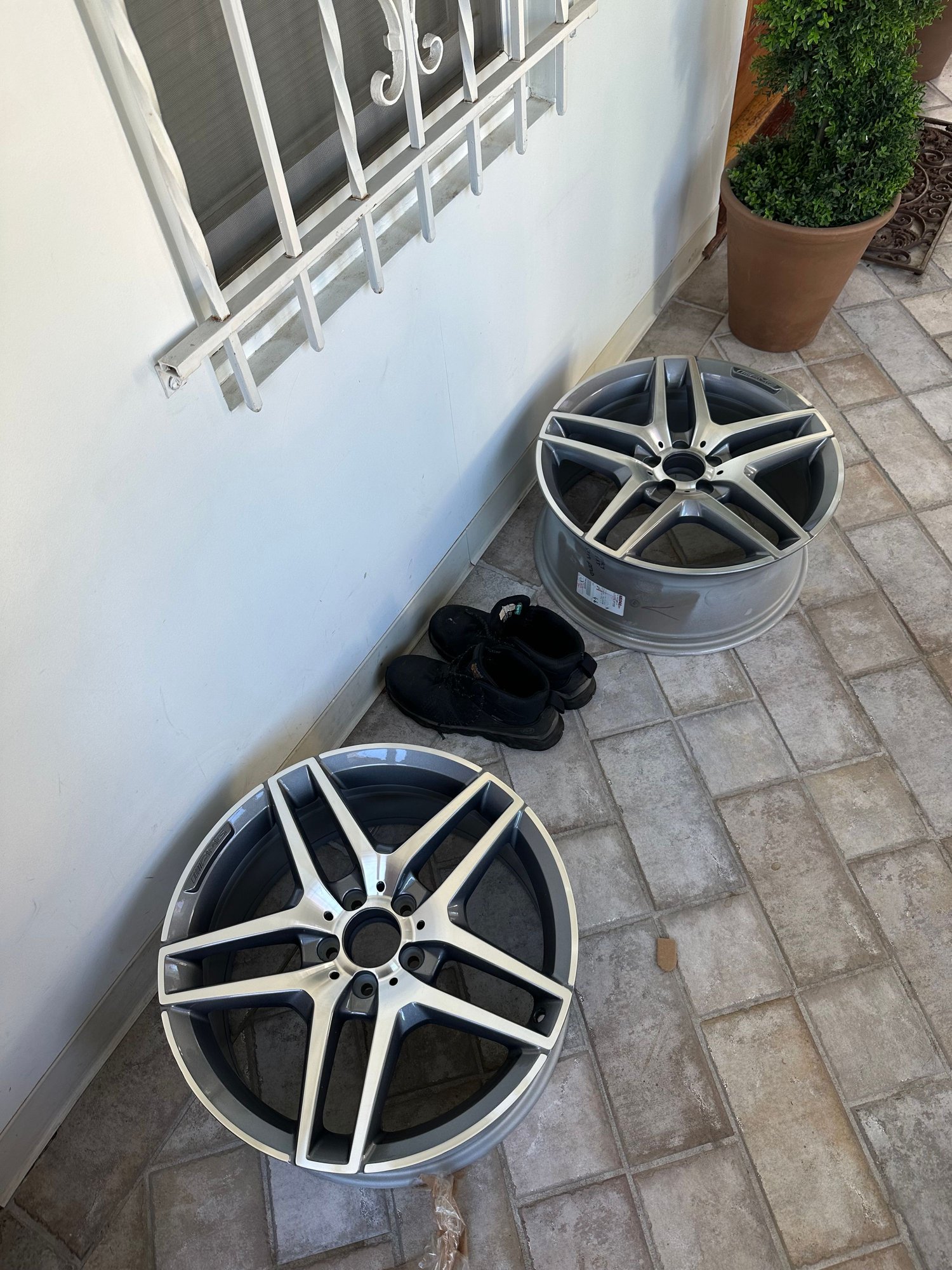Wheels and Tires/Axles - 19" AMG OEM Factory Wheels ONLY - Used - 0  All Models - Rahway, NJ 07065, United States