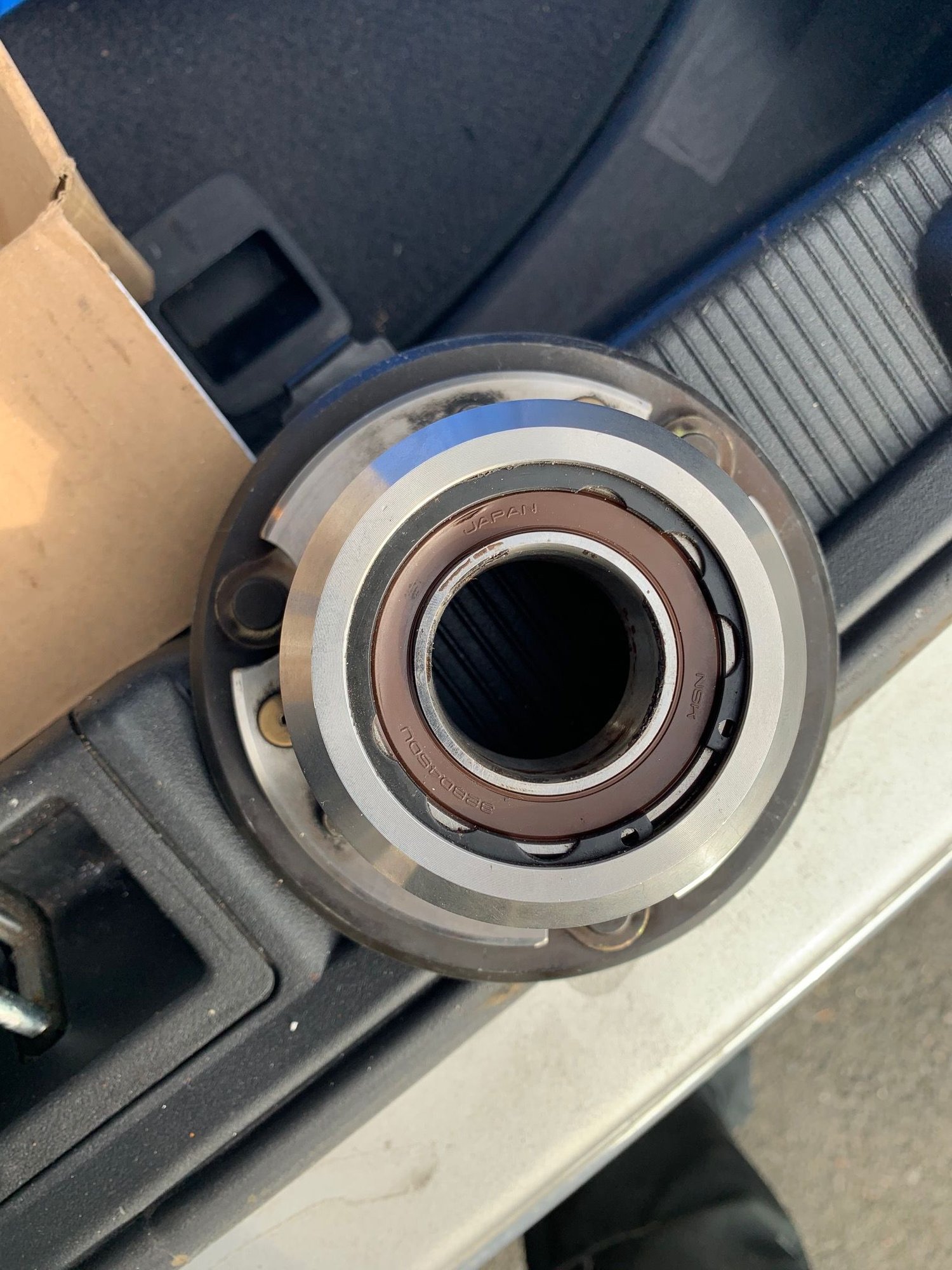 Engine - Intake/Fuel - mercedes c32 amg orginal compressor pulley - Used - 2000 to 2004 Mercedes-Benz C32 AMG - Kungsbacka, Sweden