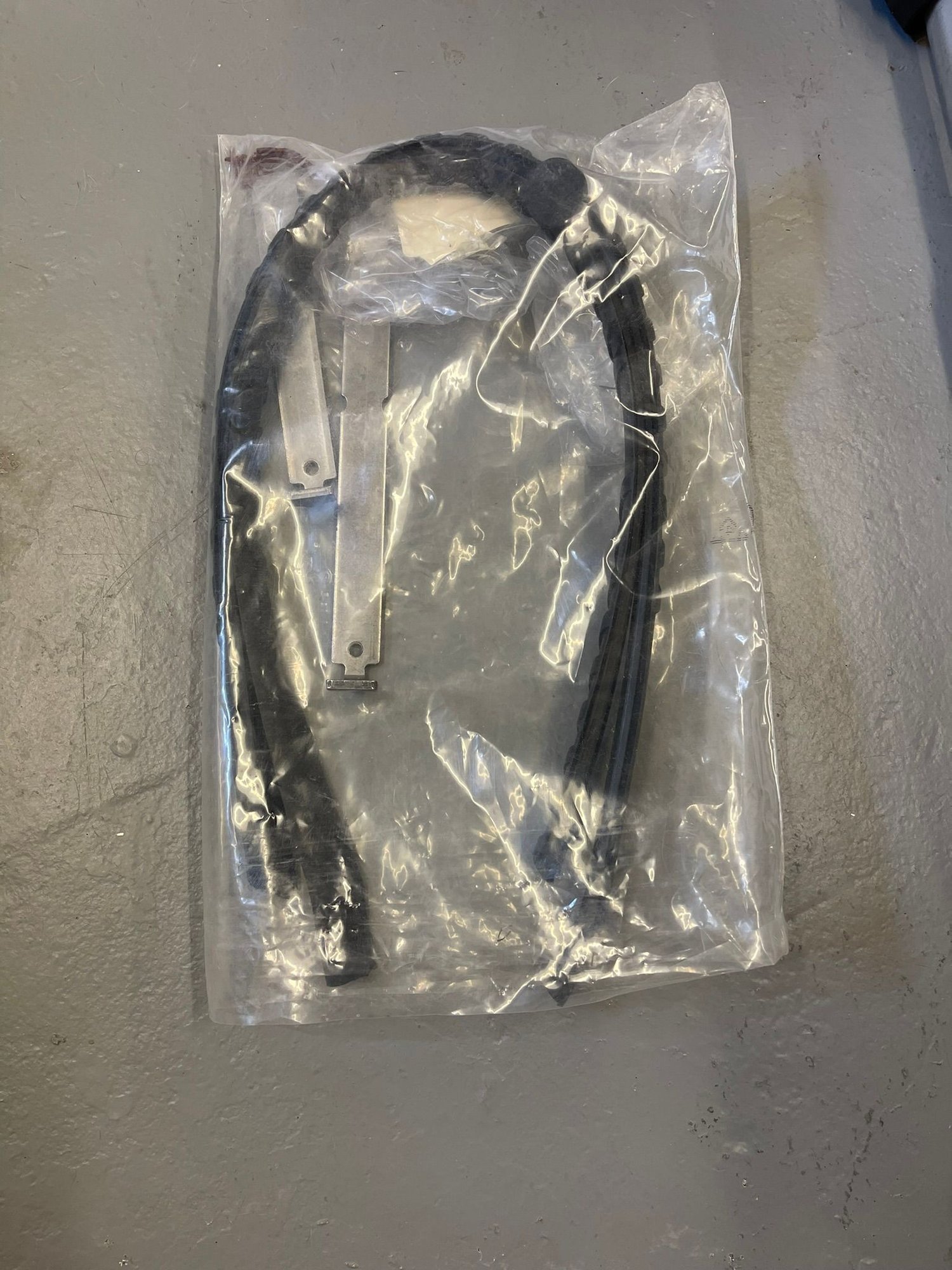 Accessories - W204: Roof Rails (Cross Bars) for 2008-2014 MB C-Class - Used - -1 to 2025  All Models - -1 to 2025  All Models - -1 to 2025  All Models - -1 to 2025  All Models - -1 to 2025  All Models - Deerfield, IL 60015, United States