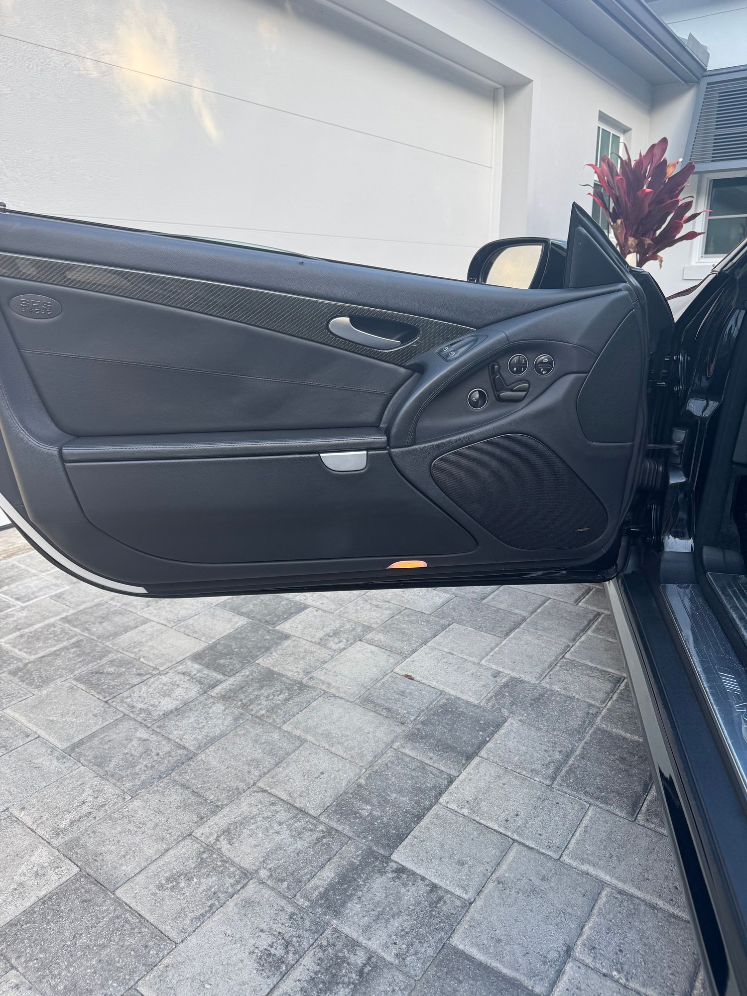2008 Mercedes-Benz SL55 AMG - Stunning SL55 AMG Needing New Home - Used - VIN WDBSK72FX8F141324 - 63,000 Miles - 8 cyl - 2WD - Automatic - Convertible - Black - Vero Beach/orchid Island, FL 32963, United States