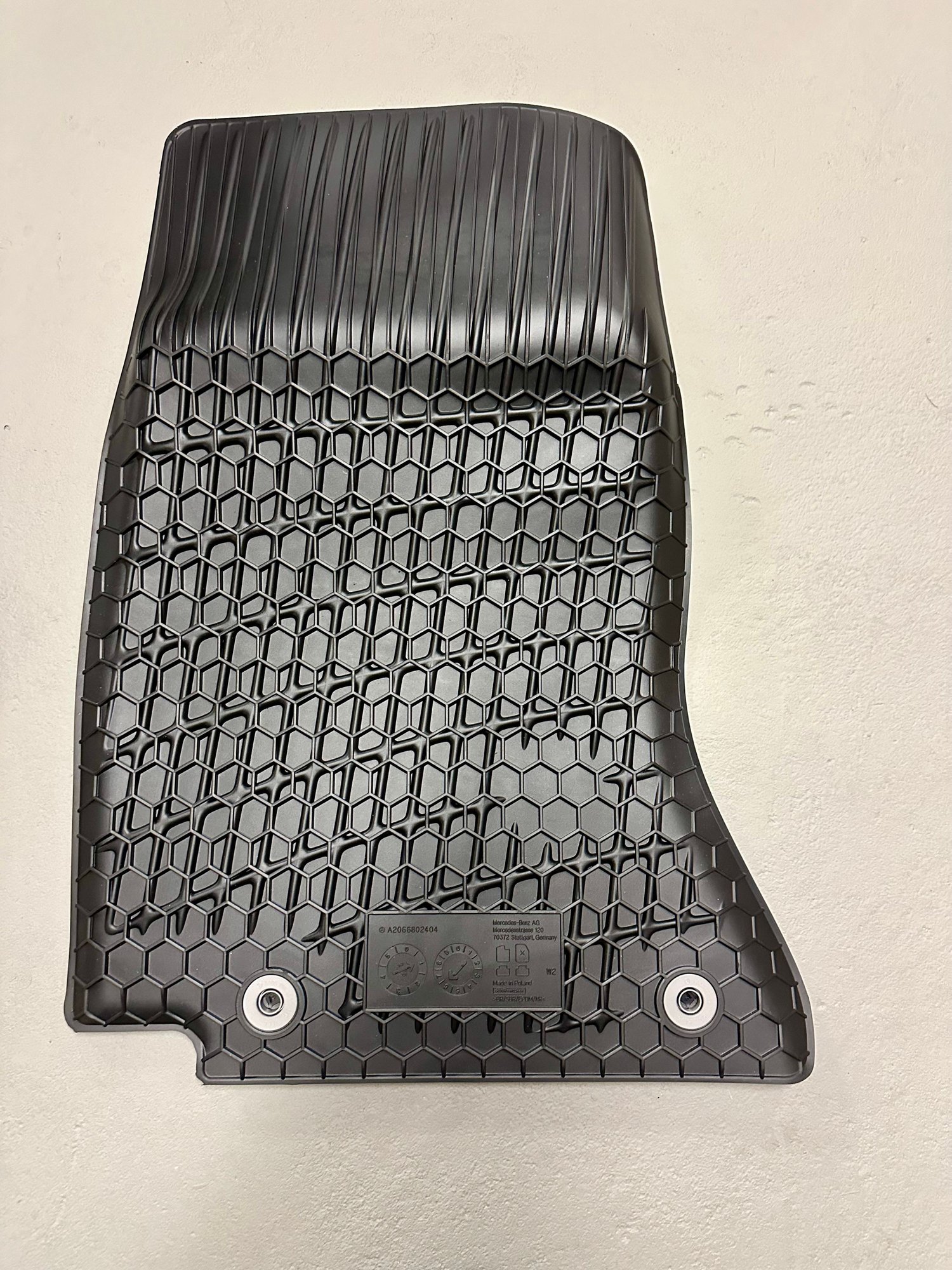 Accessories - CLE OEM all weather mats- brand new - New - 2024 to 2026 Mercedes-Benz CLE-Class - Torrington, CT 06790, United States