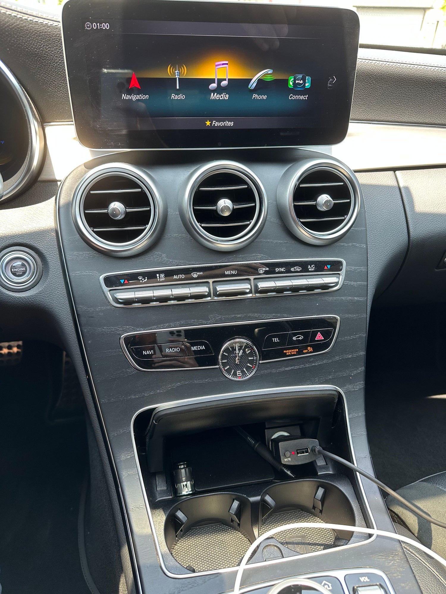 2020 Mercedes-Benz C63 AMG - Clean title, Accident Free w205 C63 for Sale - Used - VIN 55SWF8GB7LU330897 - 33,900 Miles - 8 cyl - 2WD - Automatic - Sedan - Silver - Naperville, Illinois, IL 60440, United States