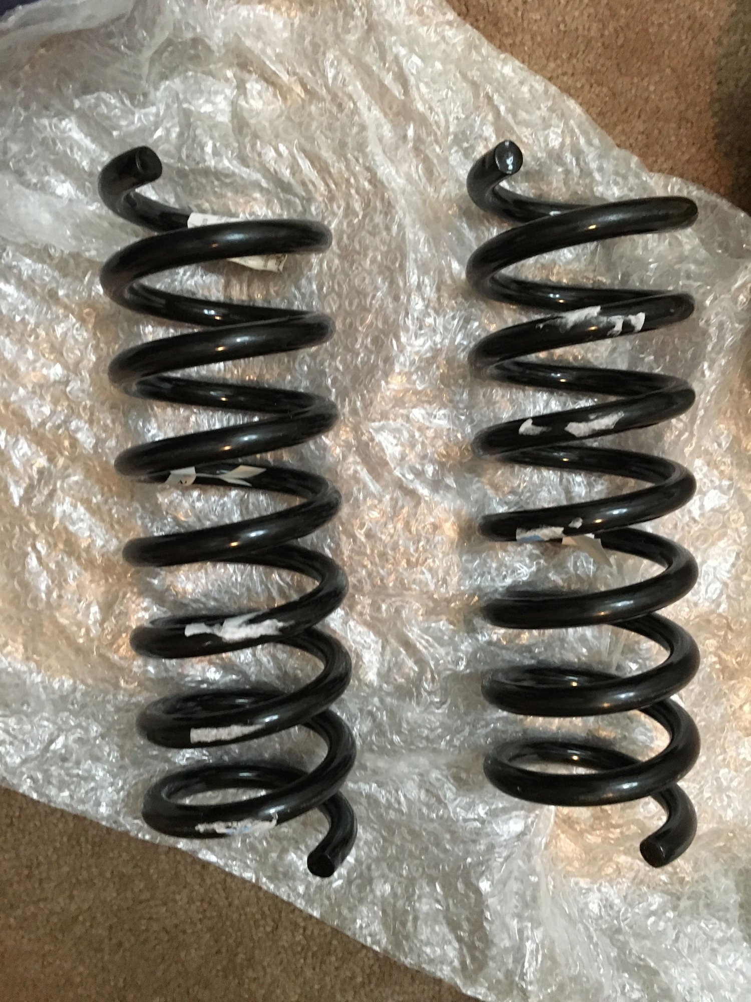 Steering/Suspension - 2000-2002 Mercedes W210 European AMG Factory Springs - Set of 4 - New - Charlotte, NC 28211, United States