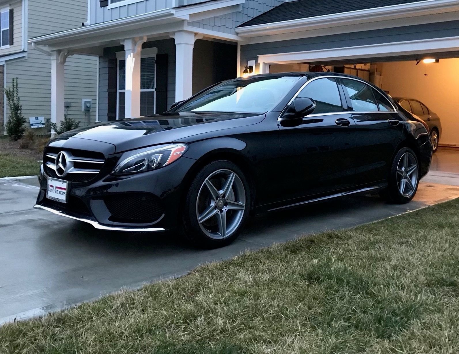 2016 Mercedes-Benz C300 - 2016 C300 4Matic Lease assumption - Used - VIN WDDWF4KB7GR143800 - 17,200 Miles - 4 cyl - AWD - Automatic - Sedan - Black - Charlotte, NC 28277, United States