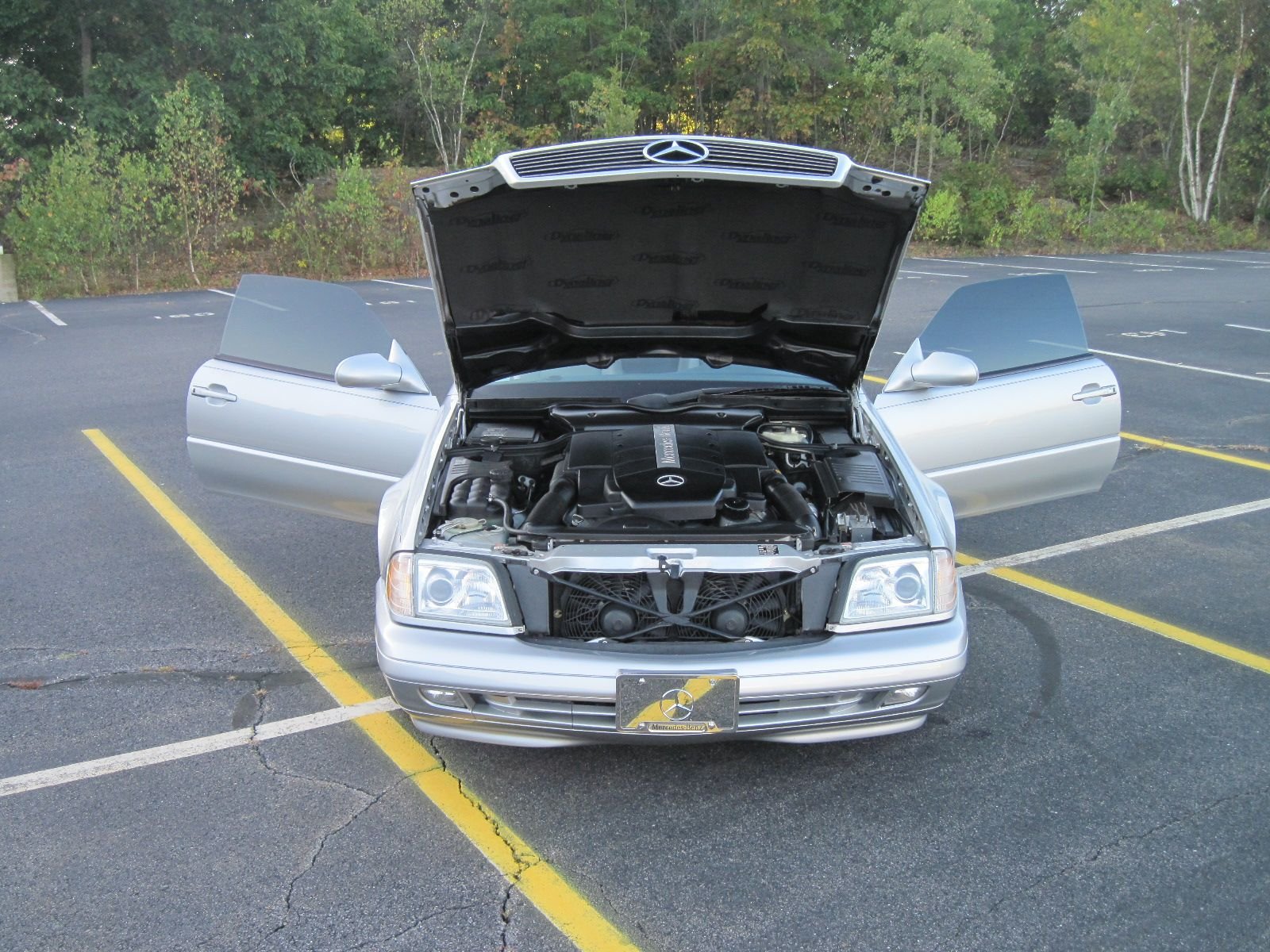1999 Mercedes-Benz SL500 - FS: 1999 Mercedes-Benz SL 500 Roadster - MINT SHOWROOM CONDITION W/ LOW MILES! - Used - VIN WDBFA68F2XF186701 - Wilkes-Barre, PA 18711, United States