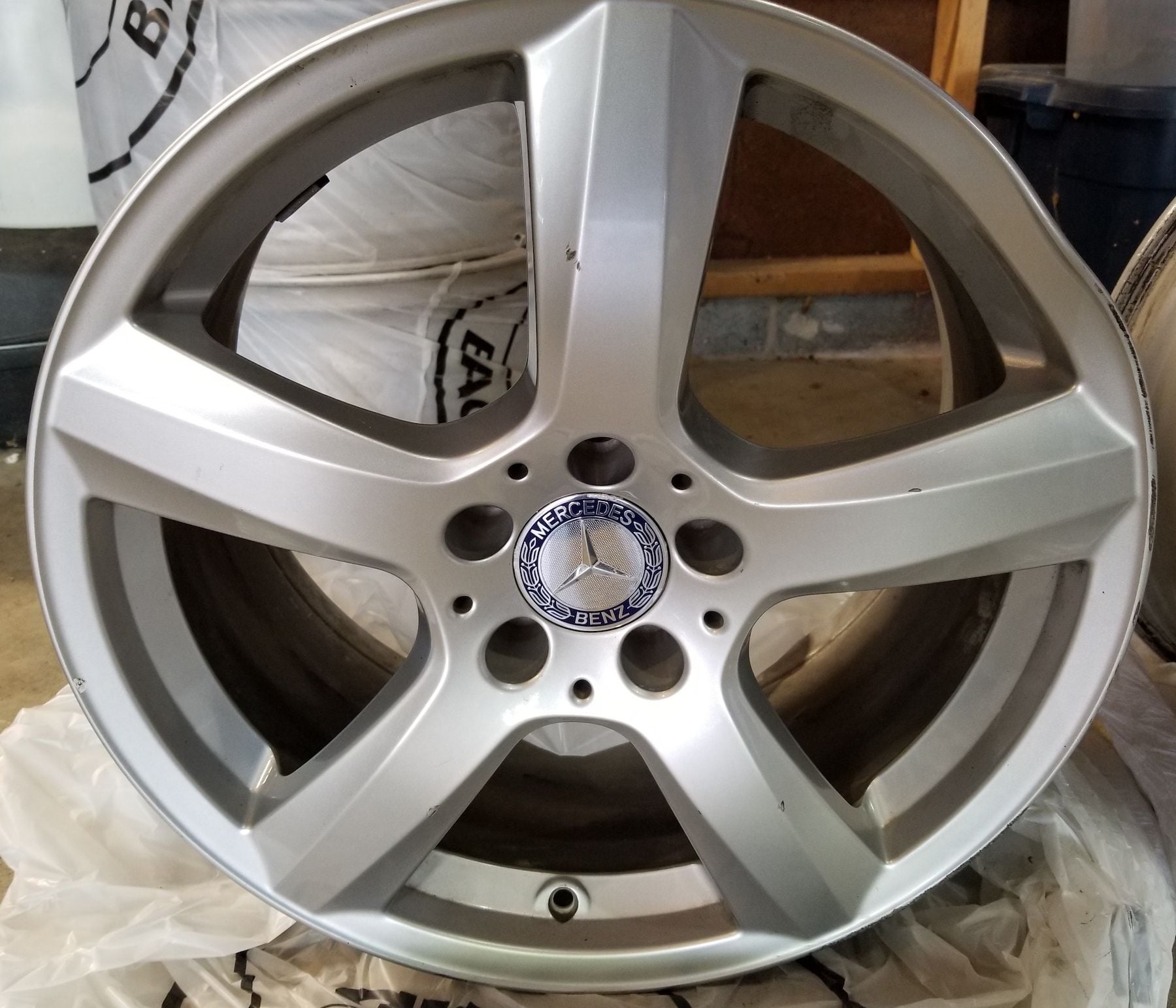 Wheels and Tires/Axles - 18" OEM 2012 CLS 550 non-amg wheels - Used - West Bloomfield, MI 48324, United States