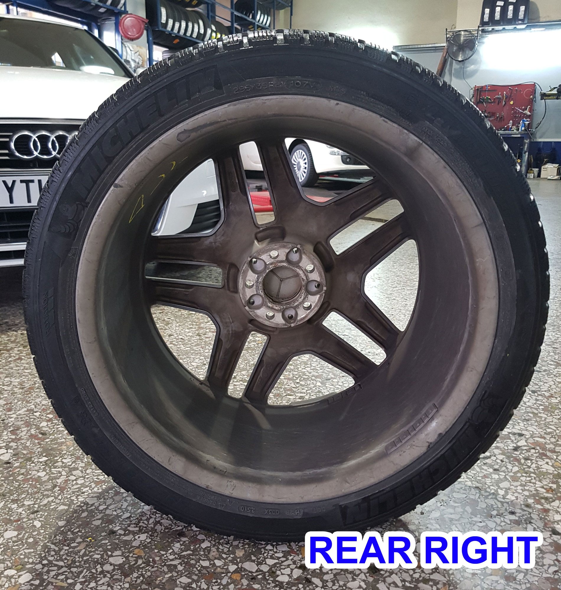 Wheels and Tires/Axles - Set of 4x Genuine AMG 21 Inch A1644015502 Need Repair - Used - 2006 to 2011 Mercedes-Benz ML63 AMG - Athens, Greece