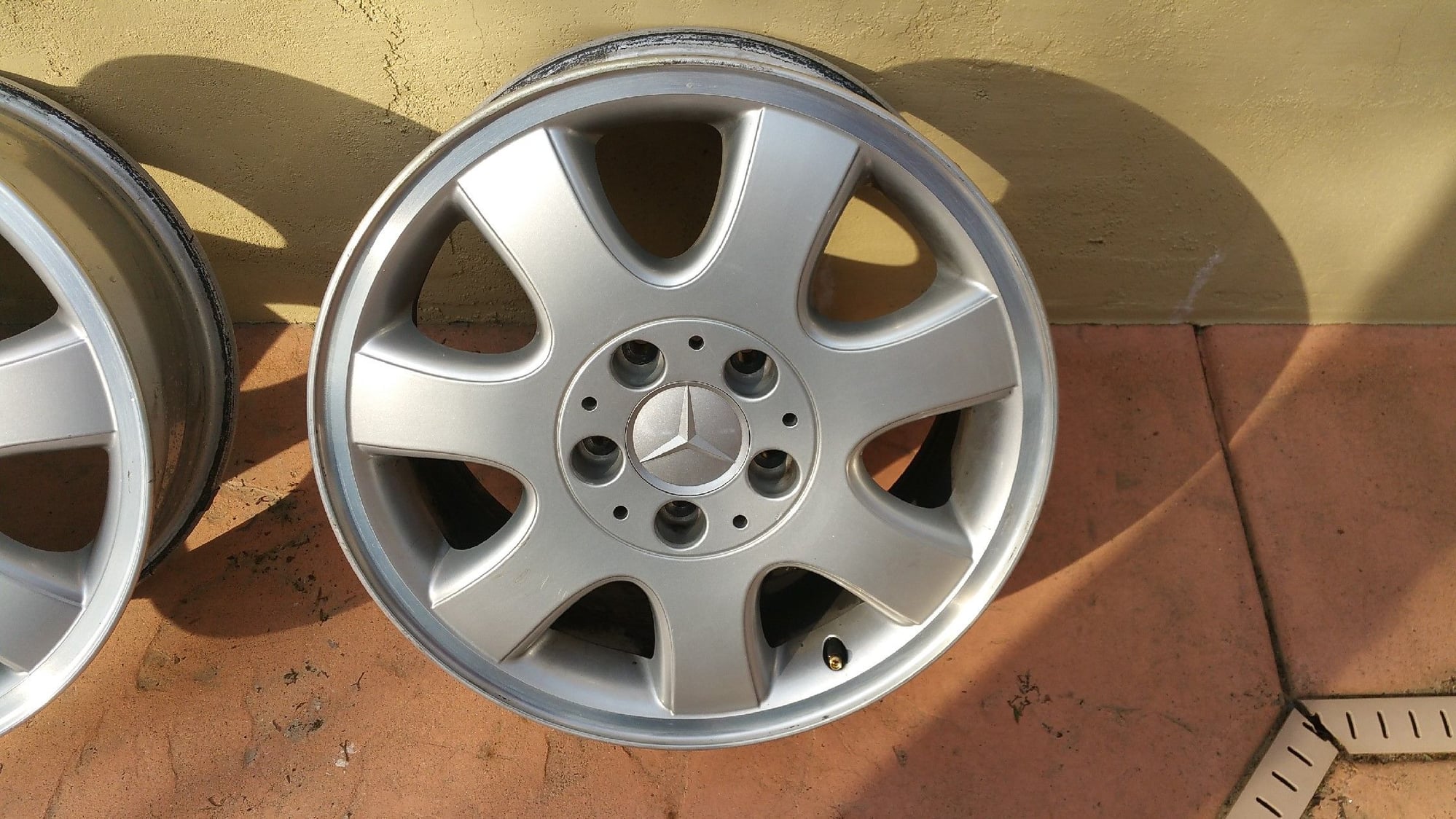 Wheels and Tires/Axles - Set of 16x7 2001 CLK wheels. - Used - 1998 to 2019 Any Make All Models - Sacramento, CA 95819, United States