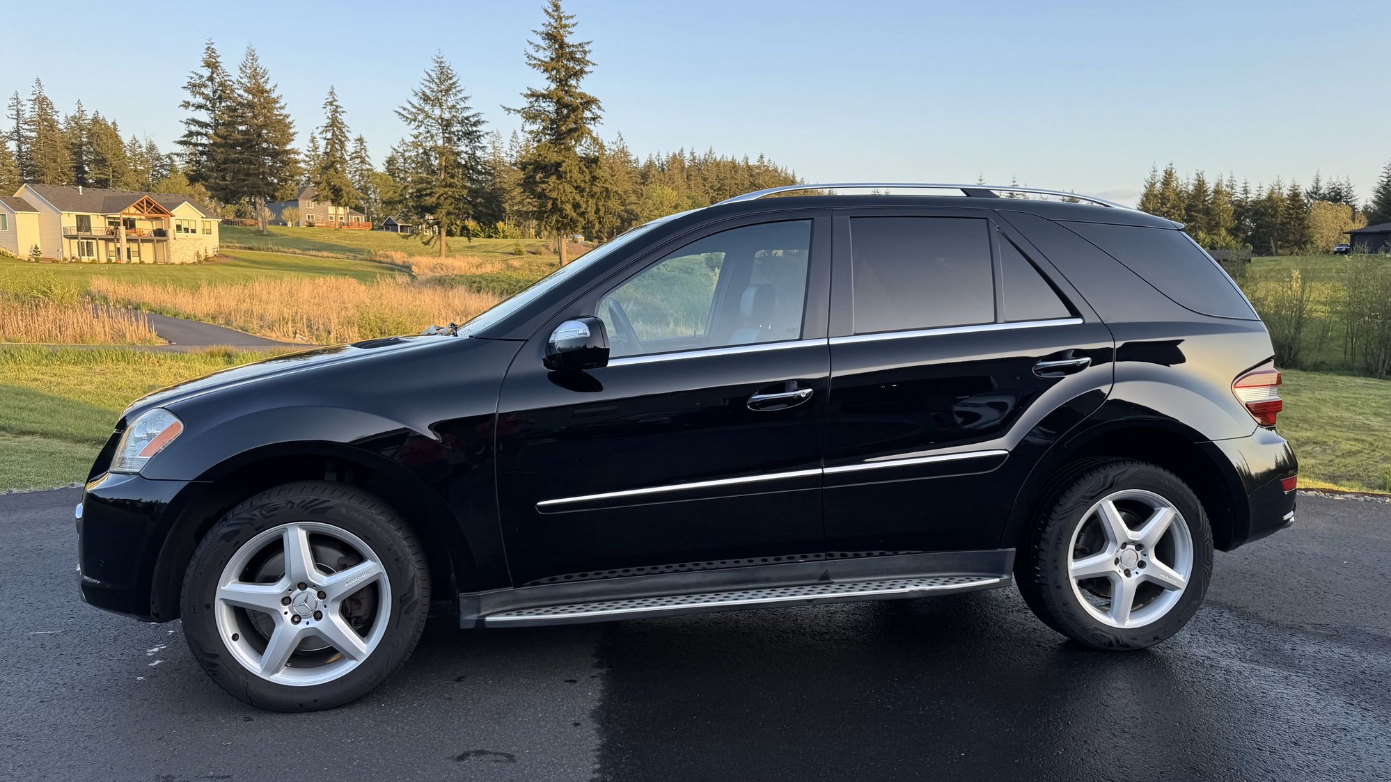 2009 Mercedes-Benz ML550 - Mercedes-Benz ML550 w/AMG Sport Package - Used - VIN 4JGBB72E29A480825 - 213,078 Miles - 8 cyl - AWD - Automatic - SUV - Black - Woodland, WA 98674, United States