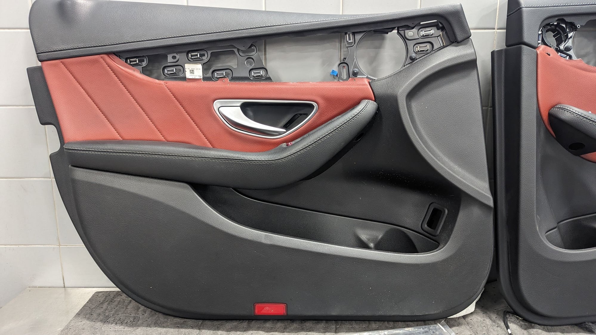 Interior/Upholstery - w205 Red leather interior seats and door panels - Used - 2014 to 2021 Mercedes-Benz C-Class - Bentonville, AR 72712, United States