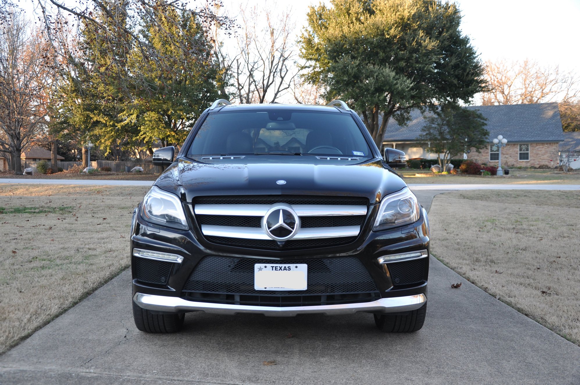 2015 Mercedes-Benz GL550 - For Sale: 2015 GL550 4Matic designo, fully optioned! - Used - VIN 4JGDF7DE0FA498861 - 75,000 Miles - 8 cyl - AWD - Automatic - SUV - Black - Southlake, TX 76092, United States