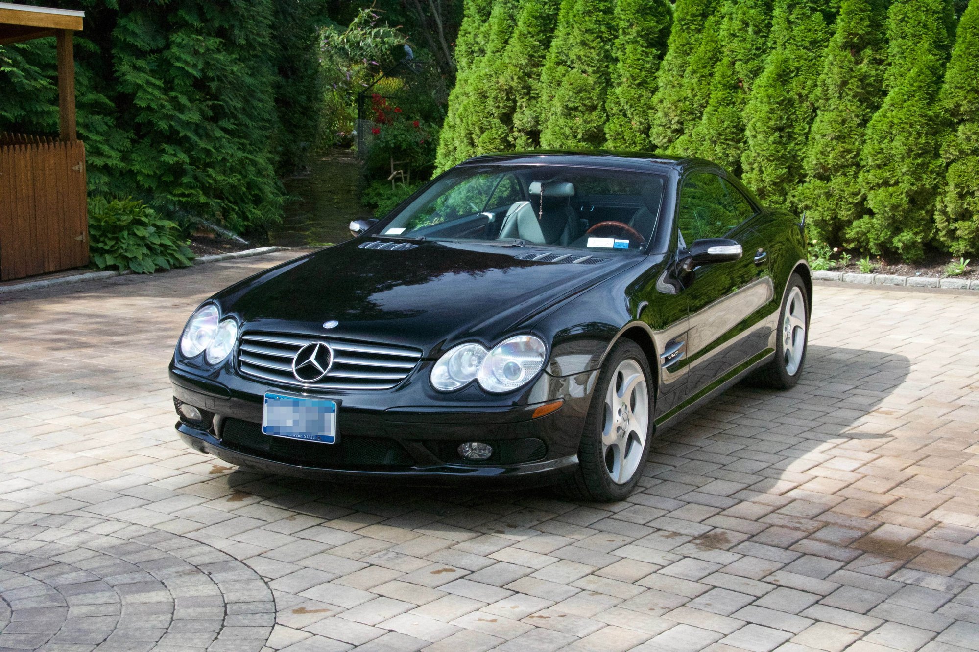 2004 Mercedes-Benz SL600 - 2004 SL600 Dealer Serviced and Fully Sorted - Used - VIN WDBSK76F24F068891 - 48,500 Miles - 12 cyl - 2WD - Automatic - Convertible - Black - Long Island, NY 11746, United States