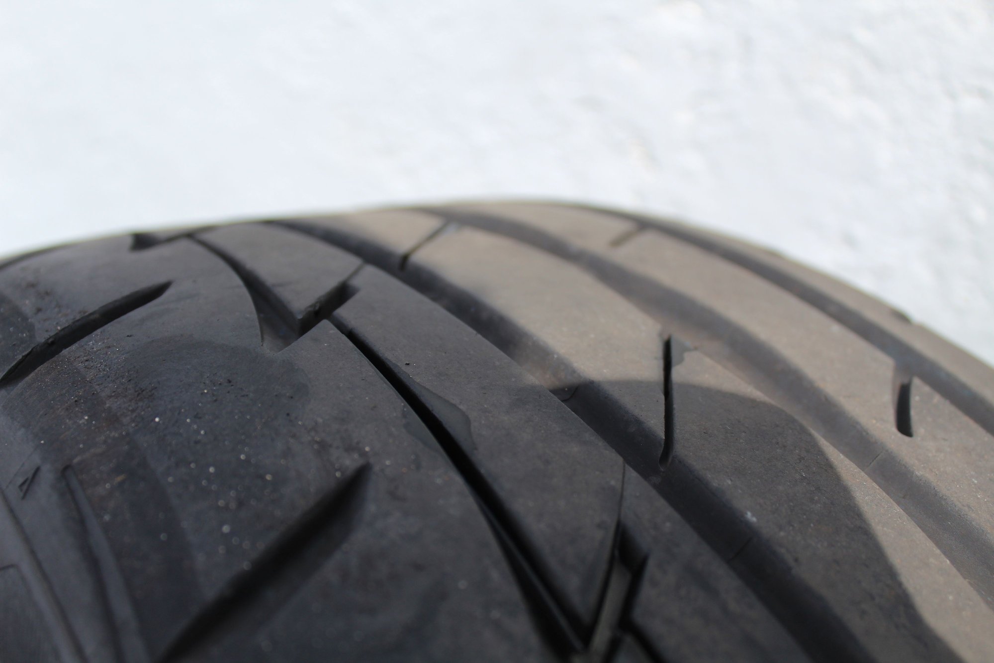 Wheels and Tires/Axles - 19 Inch Genuine OEM 5-Spoke AMG Wheel & Tire Set - Used - 0  All Models - West Hartford, CT 06110, United States