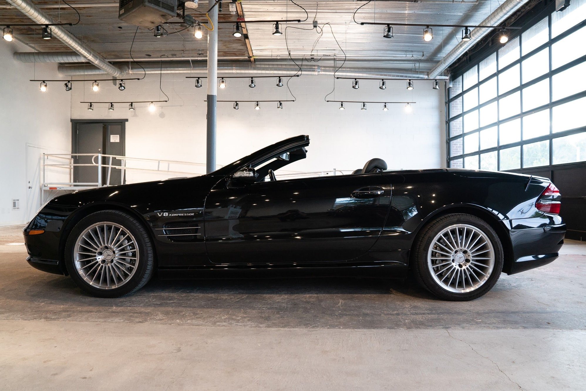2006 Mercedes-Benz SL55 AMG - 2006 SL55 AMG, 31k miles, stock, extremely clean condition - Used - VIN WDBSK74F76F111532 - 31,000 Miles - 8 cyl - 2WD - Automatic - Convertible - Black - Lehi, UT 84043, United States