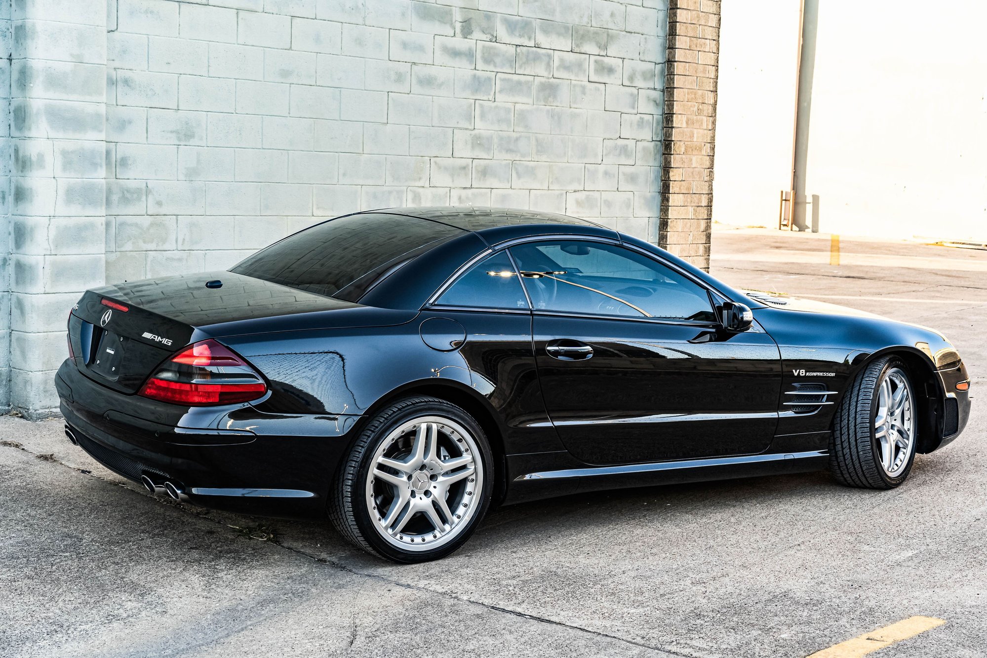 2006 Mercedes-Benz SL55 AMG - R230 SL55 ~ One of Forty Five P030 Cars ~ 54,600 Miles - Used - VIN WDBSK74F06F113980 - 54,600 Miles - 8 cyl - 2WD - Automatic - Convertible - Black - Waco, TX 76710, United States