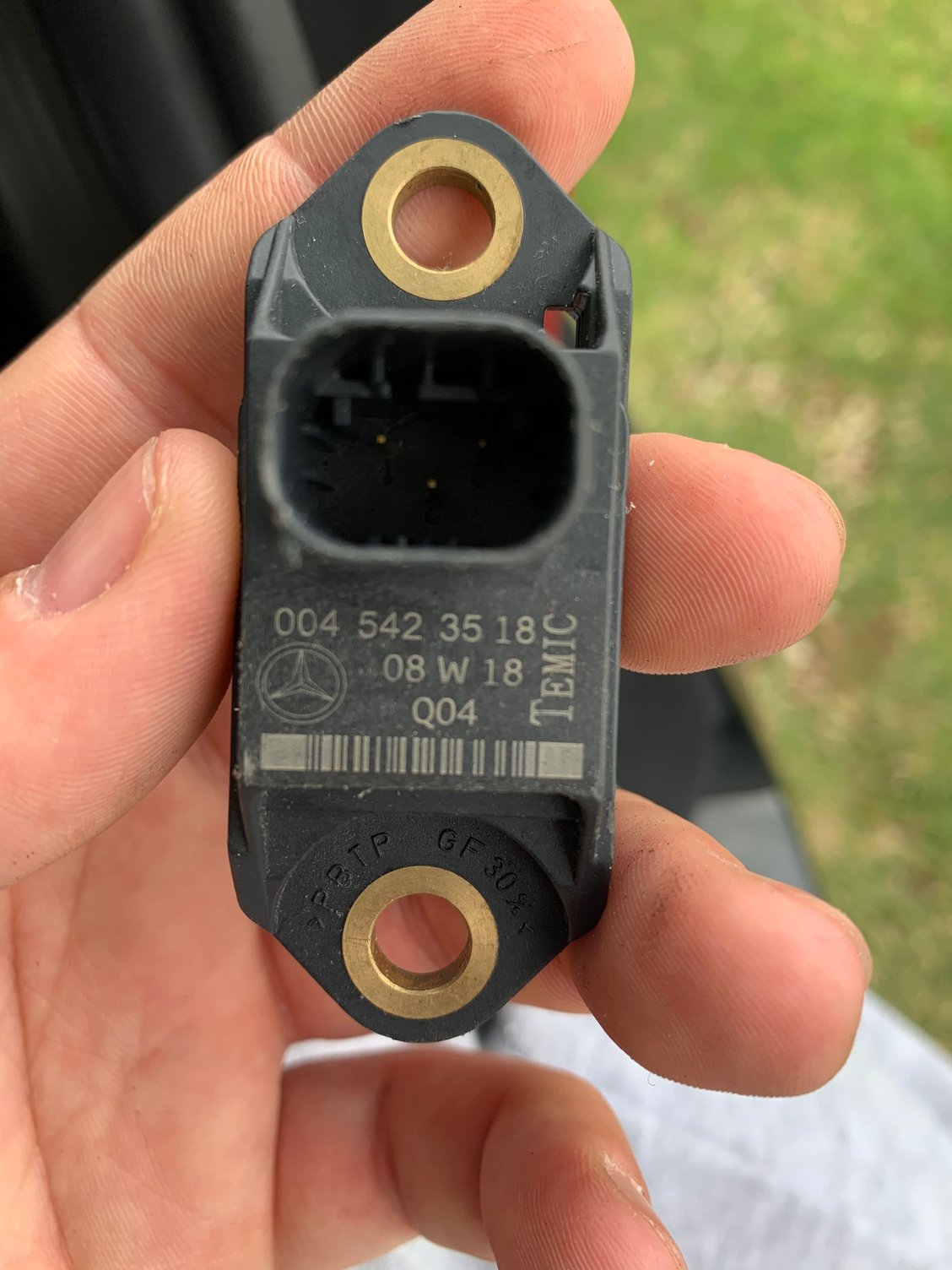 Rear right body acceleration sensor Forums