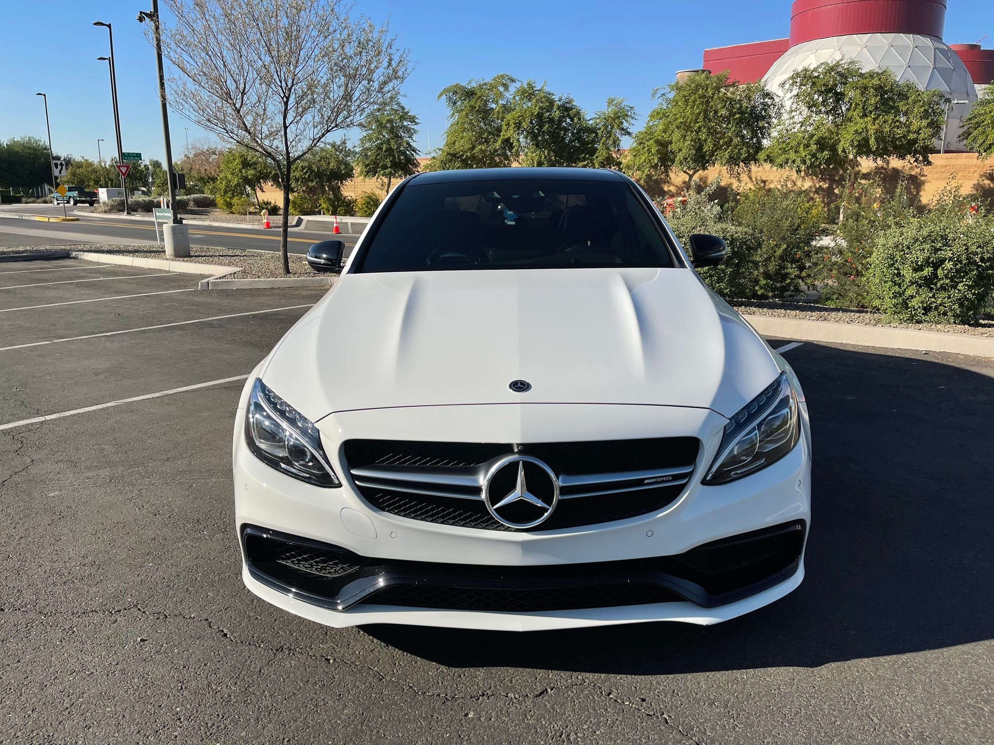 2018 Mercedes-Benz C63 AMG S - 2018 Mercedes Benz C63S AMG - Used - VIN 55SWF8HB9JU247919 - 32,256 Miles - 8 cyl - 2WD - Automatic - Sedan - White - Tempe, AZ 85281, United States