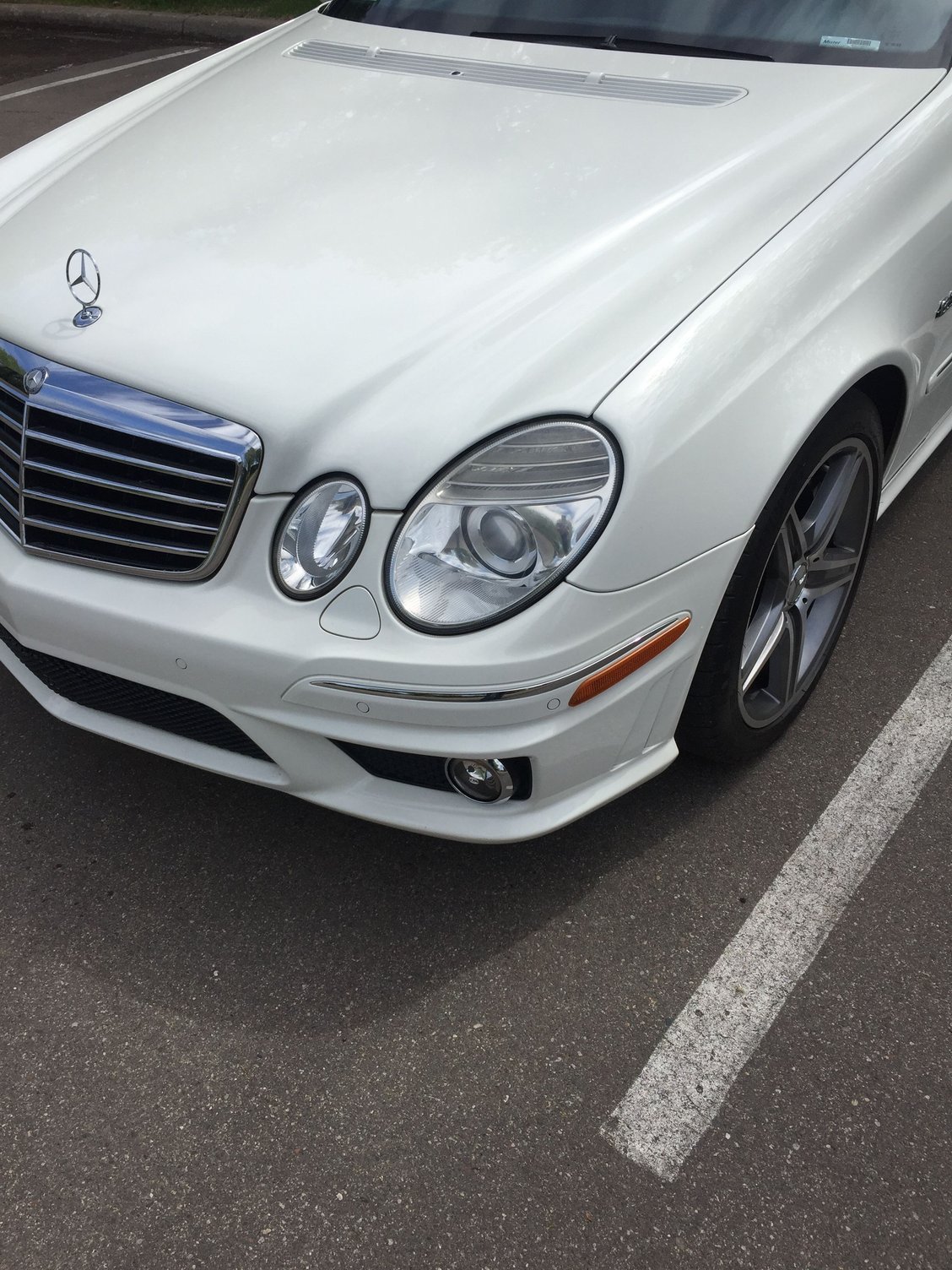 2008 Mercedes-Benz E63 AMG - 2008 Mercedes Benz E63 AMG - Used - VIN WDBUF77X38B226981 - 79,216 Miles - 8 cyl - 2WD - Automatic - Sedan - White - Minnetonka, MN 55345, United States