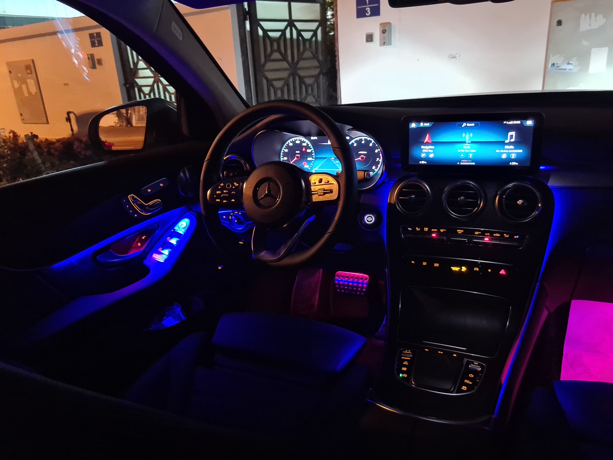 GLC 300e interior lightning package Forums