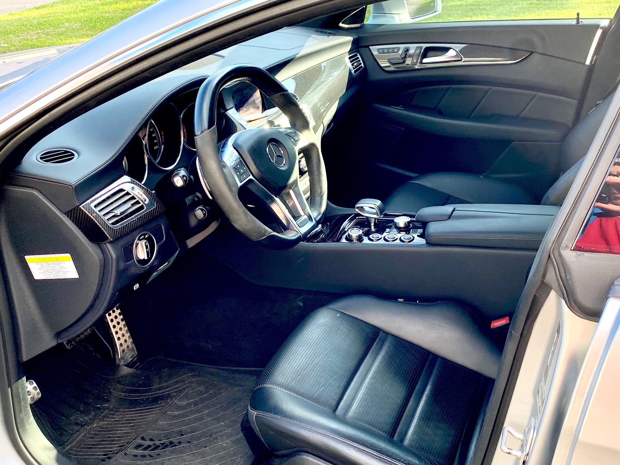 2013 Mercedes-Benz CLS63 AMG - 2013 CLS63 AMG - Used - VIN WDDLJ7EB9DA073354 - 46,000 Miles - 8 cyl - 2WD - Automatic - Sedan - Silver - Lake Kiowa, TX 76240, United States