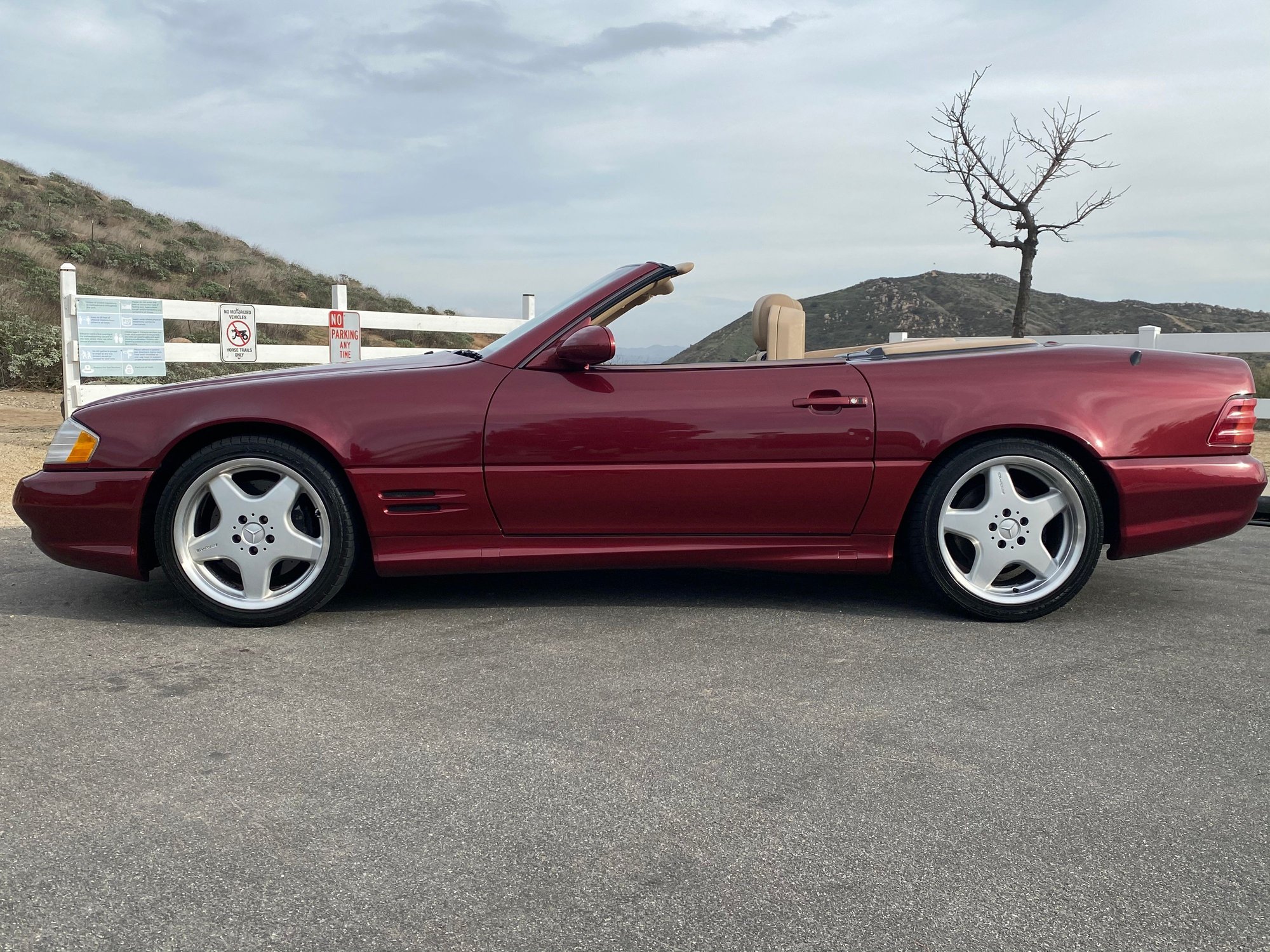 2001 Mercedes-Benz SL500 - 2001 Mercedes Benz SL500 FIREMIST SPORT CALIFORNIA CAR - Used - VIN WDBFA68F71F197460 - 93,000 Miles - 8 cyl - Automatic - Convertible - Red - Victorville, CA 92392, United States