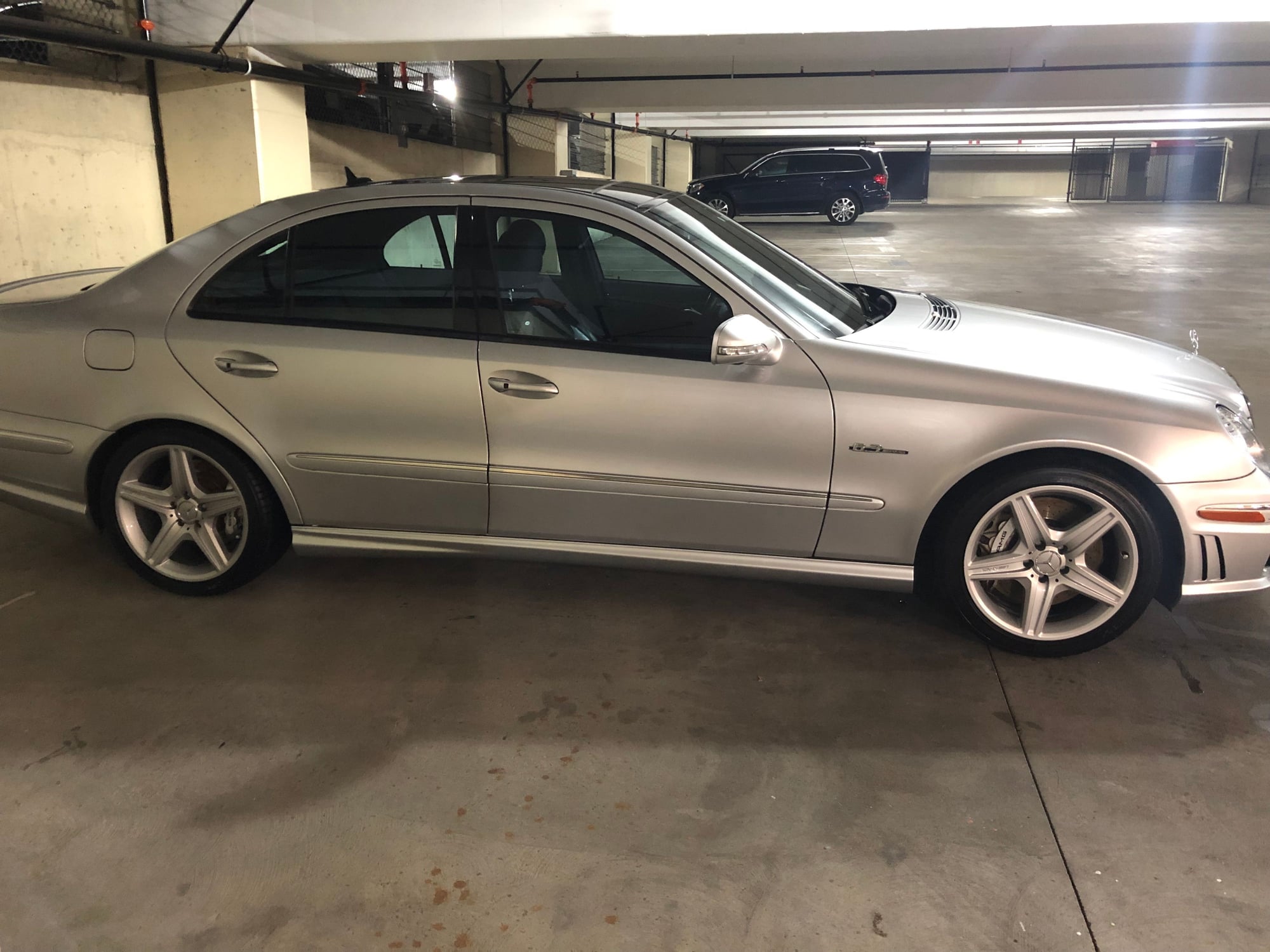 2007 Mercedes-Benz E63 AMG - Well maintained E63 AMG for sale, with warranty - Used - VIN Wdbuf77x27b042940 - 60,200 Miles - 8 cyl - 2WD - Automatic - Sedan - Silver - St. Louis, MO 63105, United States